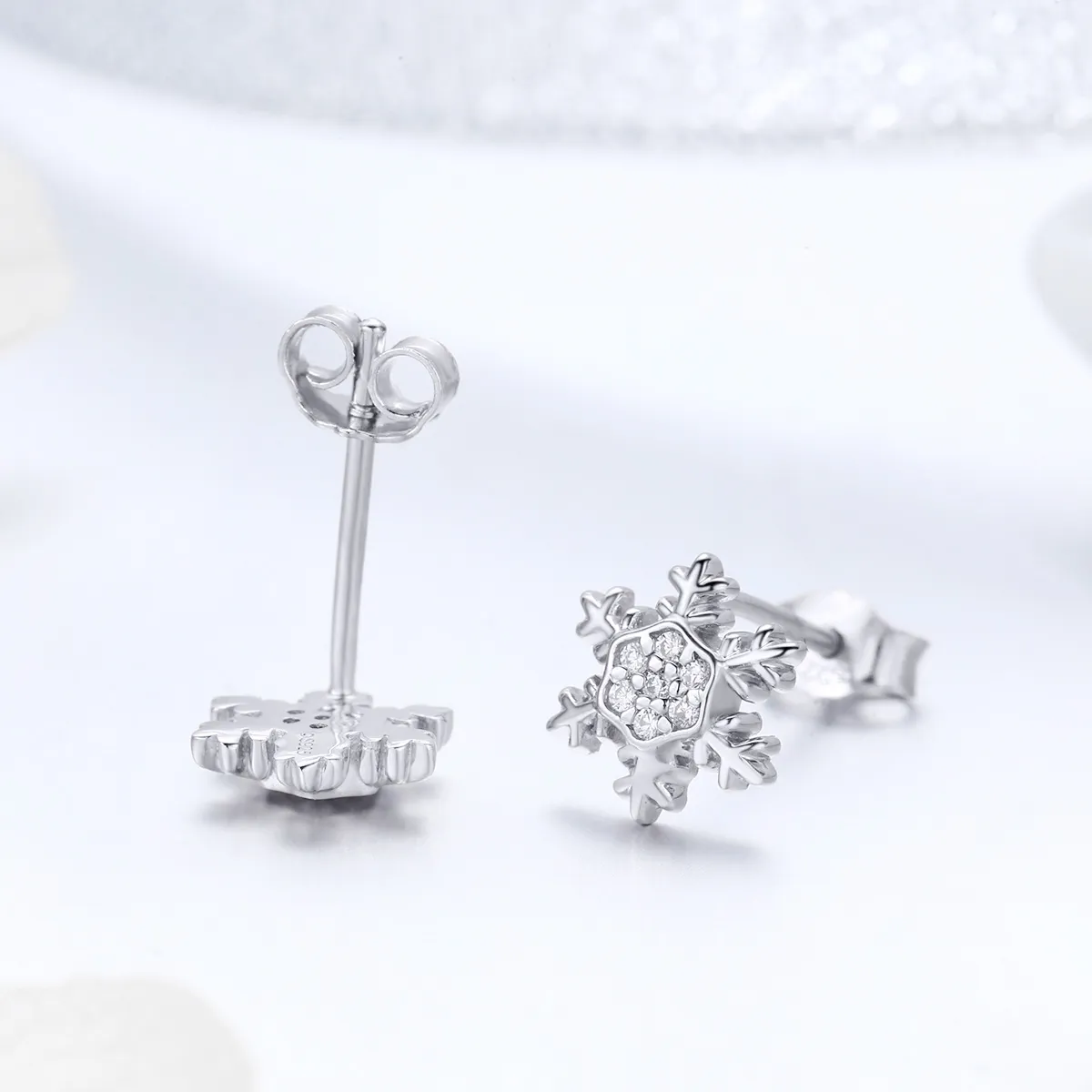 Pandora Style Silver Elegant Snowflakes Stud Earrings - BSE009