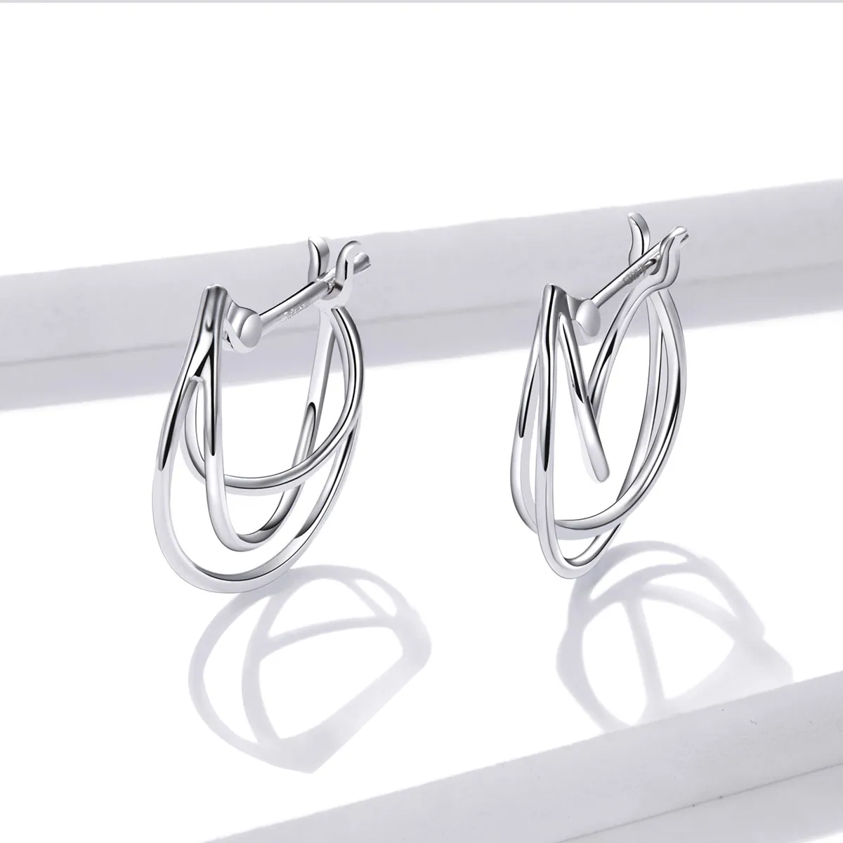 Pandora Style Silver Intertwined Lines Hoop Earrings - BSE443