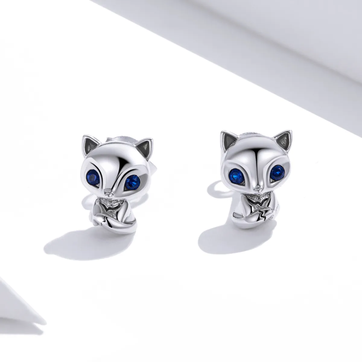 Pandora Style Silver Lovely Fox Stud Earrings - SCE1084