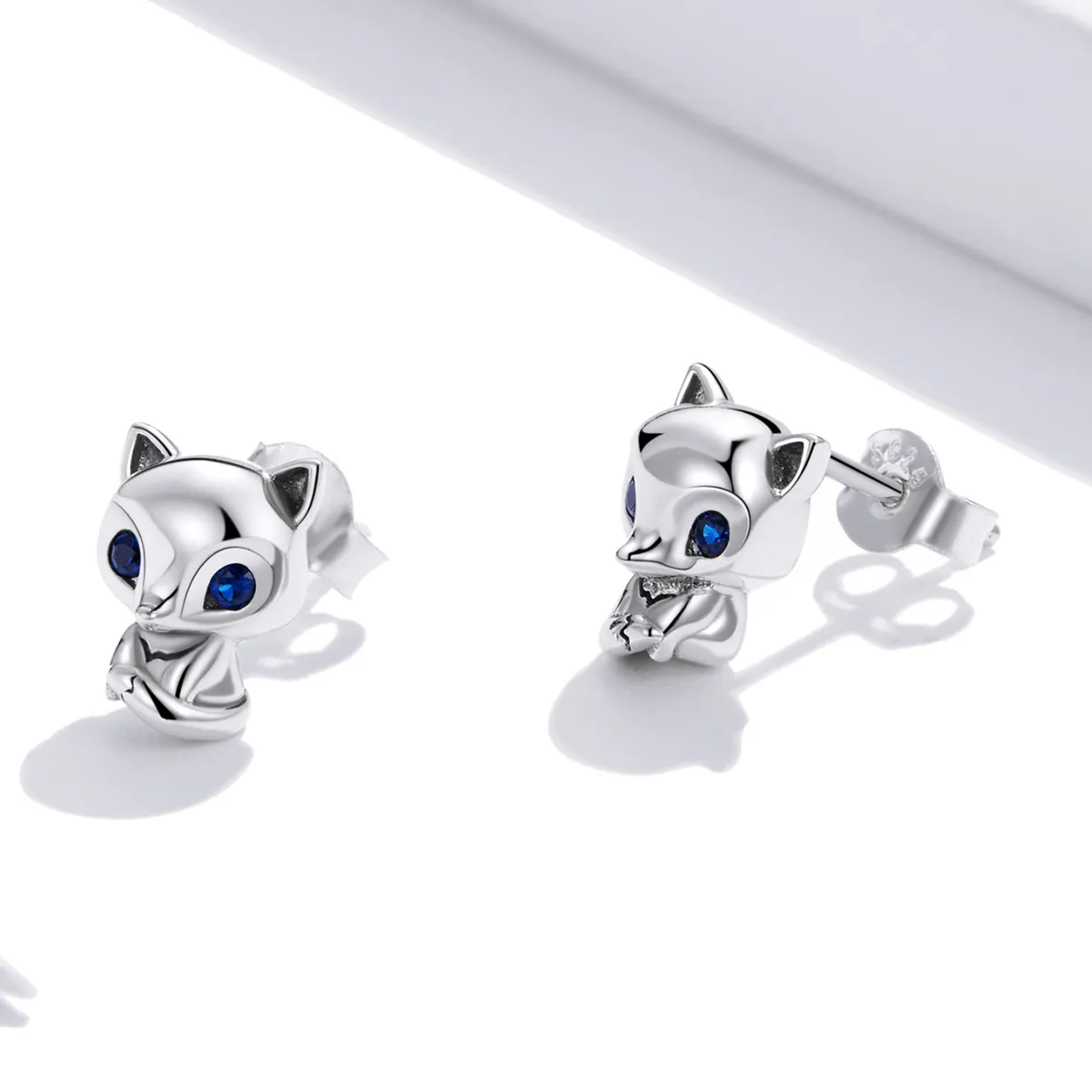 Pandora Style Silver Lovely Fox Stud Earrings - SCE1084