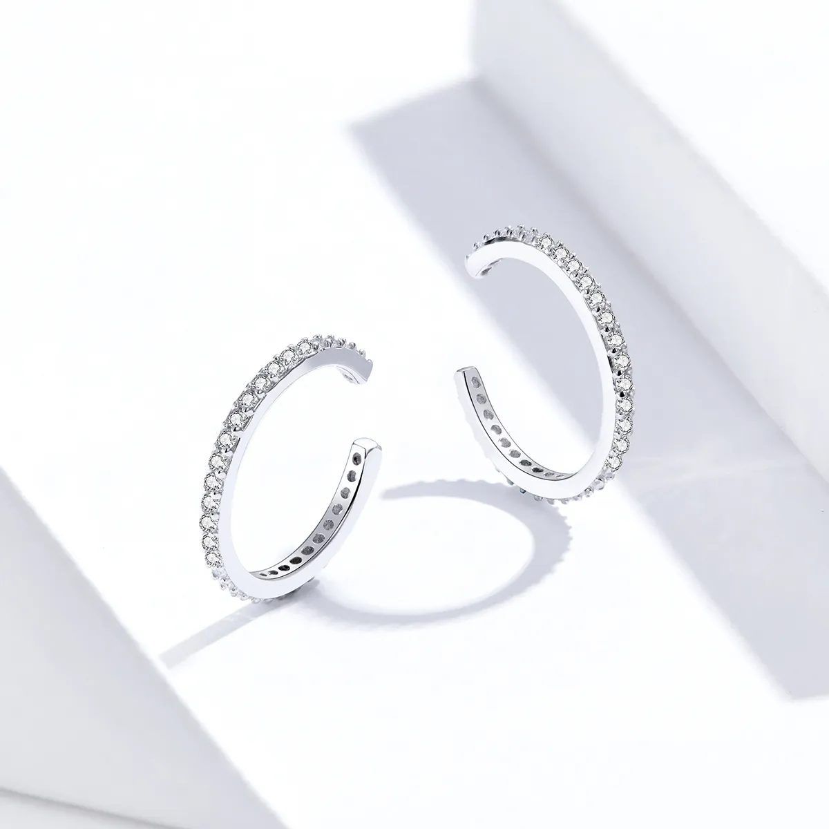 Pandora Style Silver Simple Hoop Earrings - SCE842