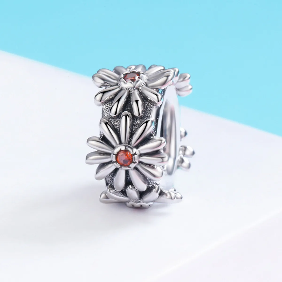 Pandora Style Silver Daisy Wreath Spacer Charm - SCC598