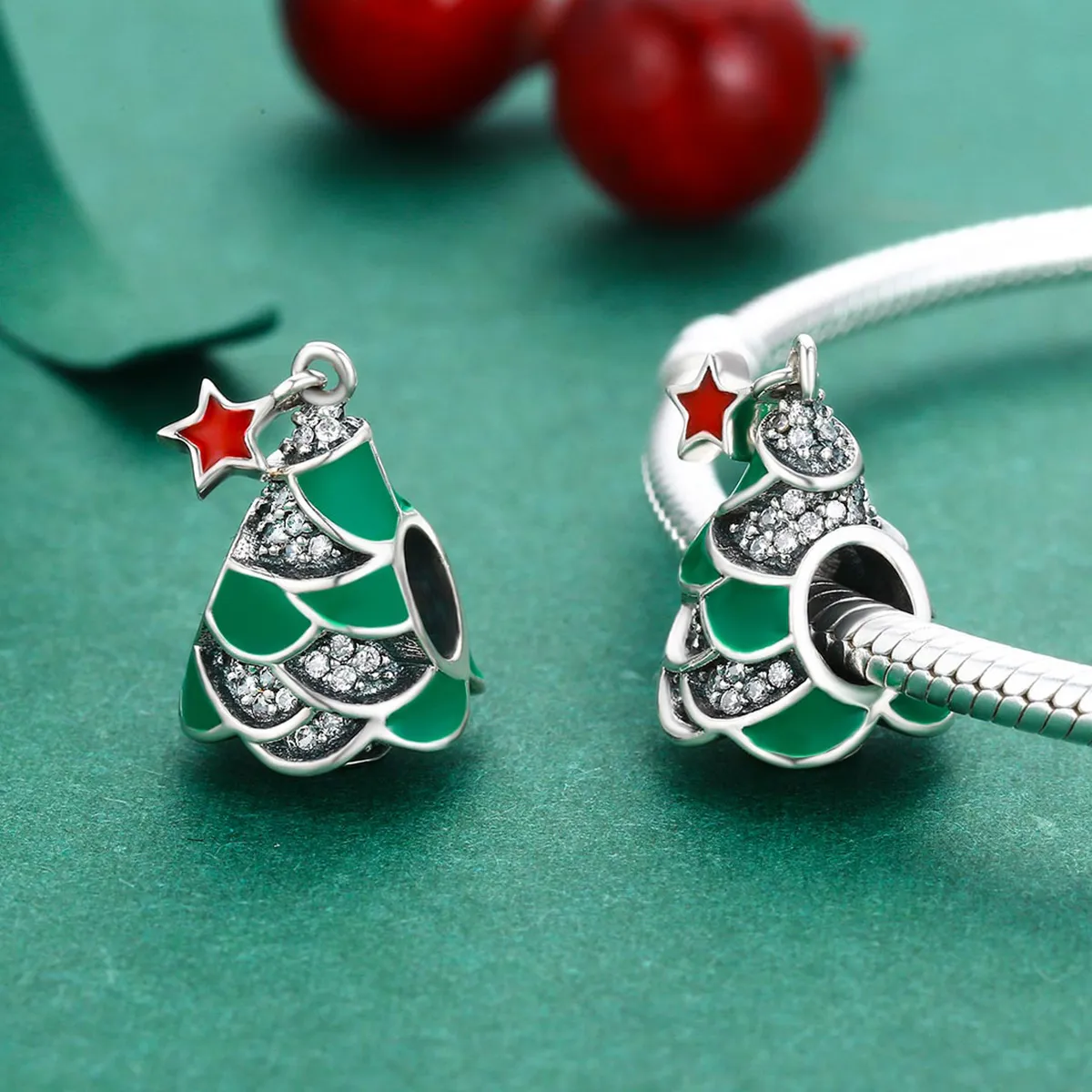 Pandora Style Christmas Tree Charm - SCC307