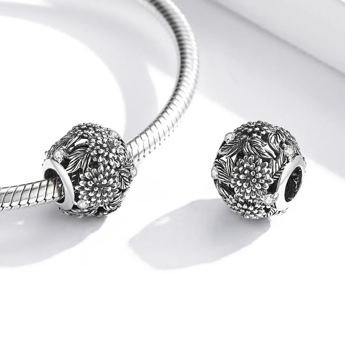 Pandora Style Embossed Flowers Charm - SCC2097