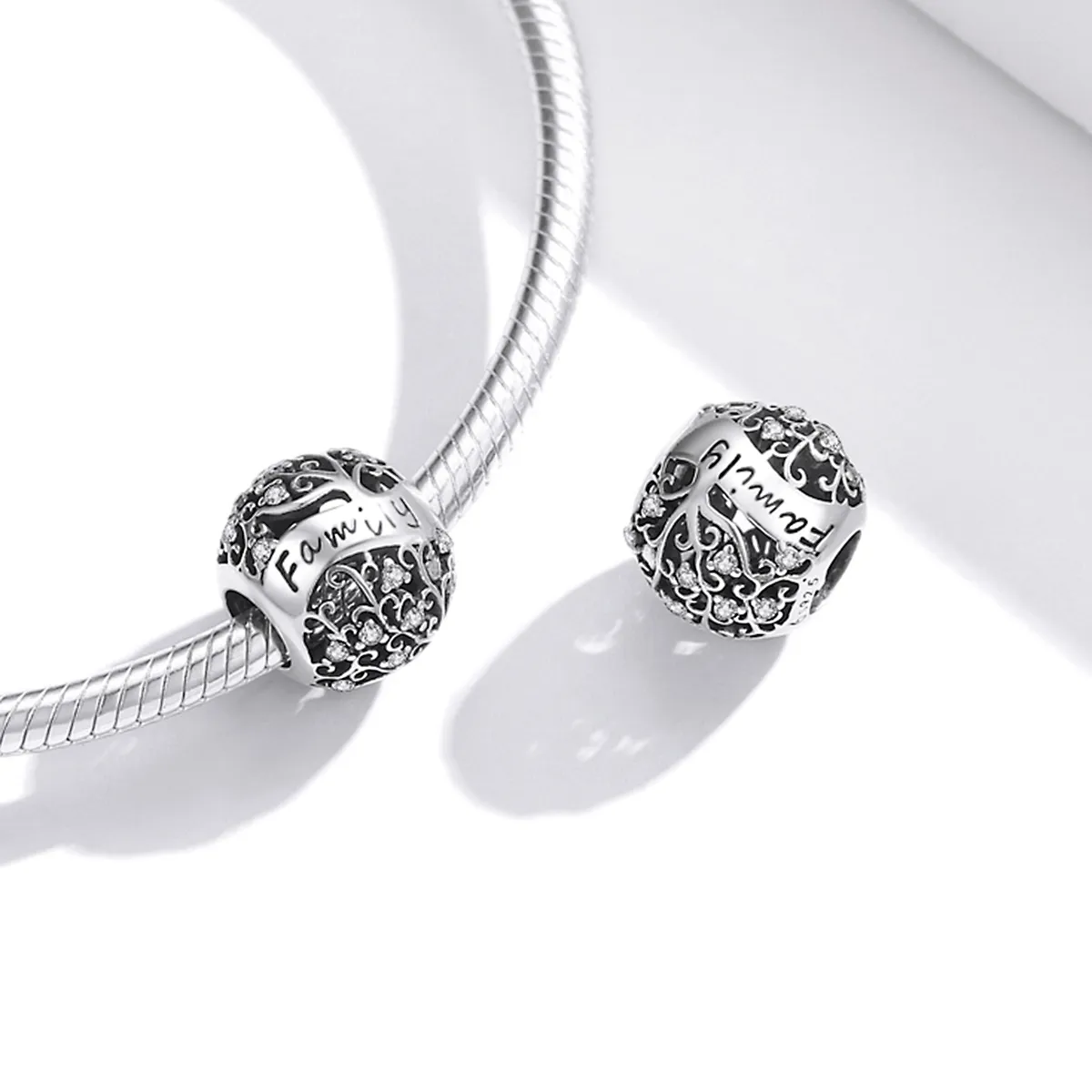 Pandora Style Family Tree Charm - BSC489