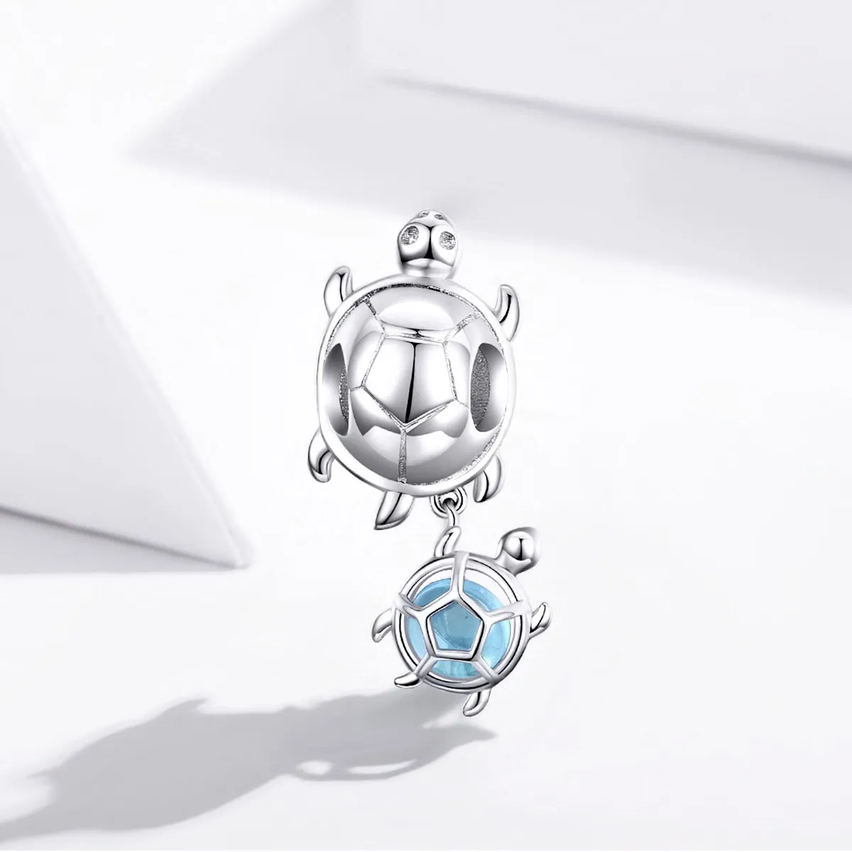 Pandora Style Playful Turtle Charm - BSC332