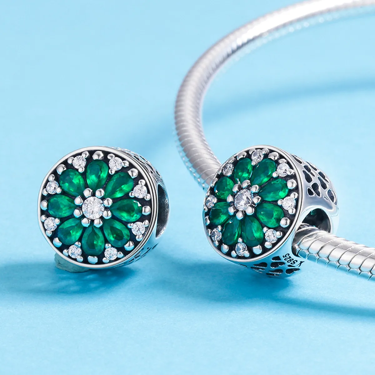 Pandora Style Summer Green Charm - SCC629