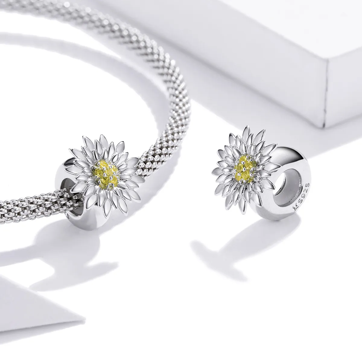 Pandora Style Sun Flower Charm - SCC1765