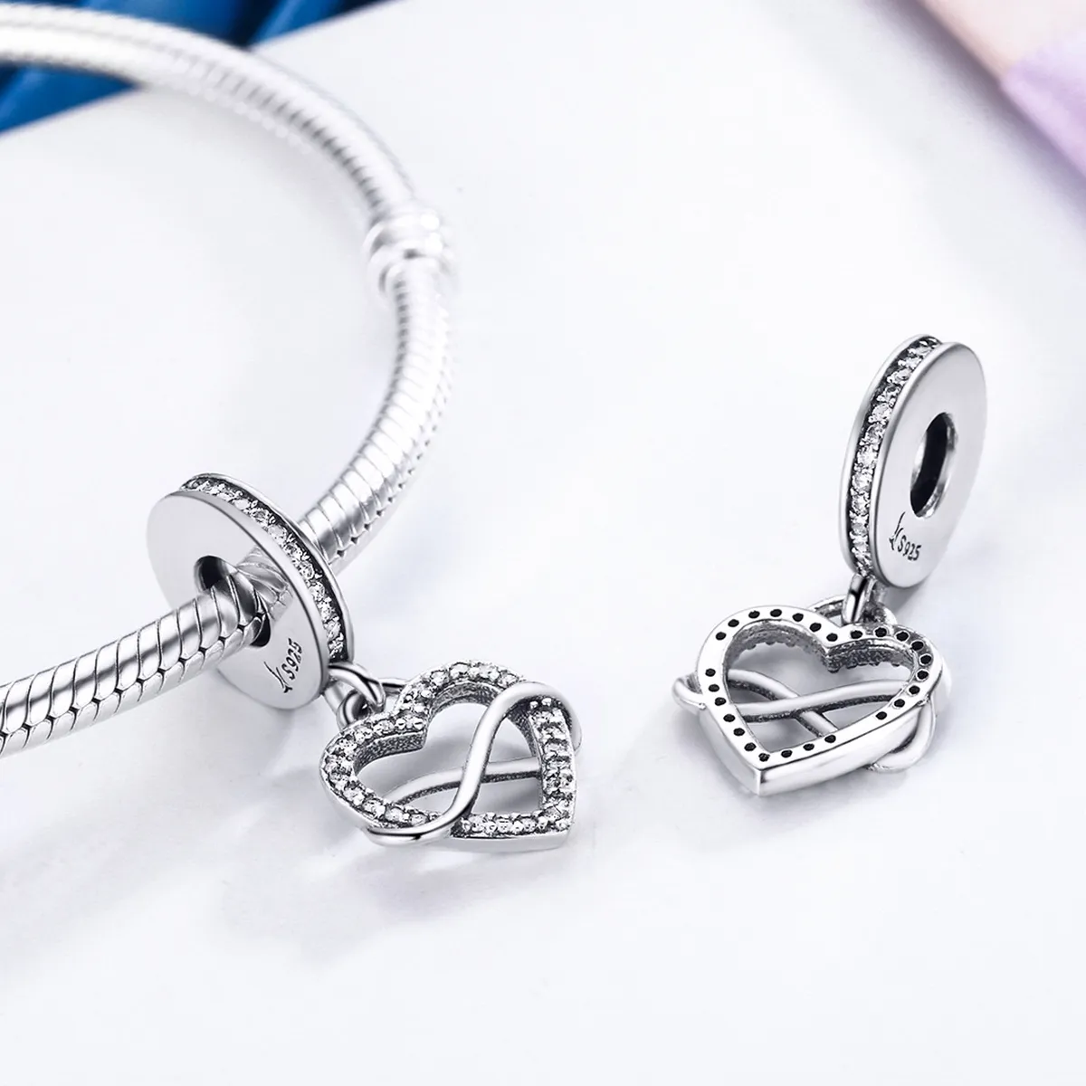 Pandora Style Love Knows No Bounds Dangle - SCC261