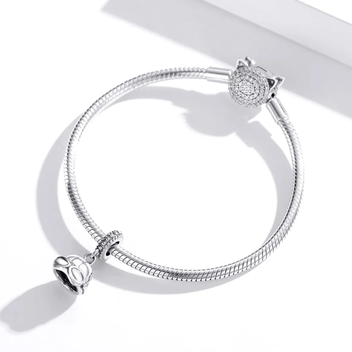 Pandora Style Retro Helmet Dangle - SCC1711