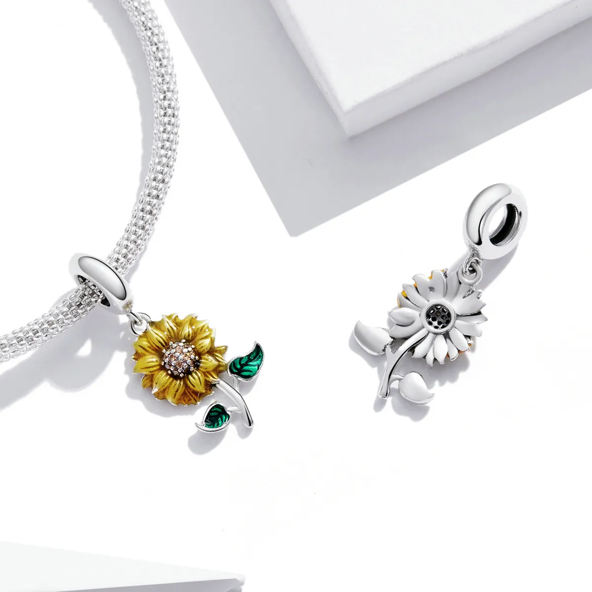 Pandora Style Sunflower Dangle - SCC2079