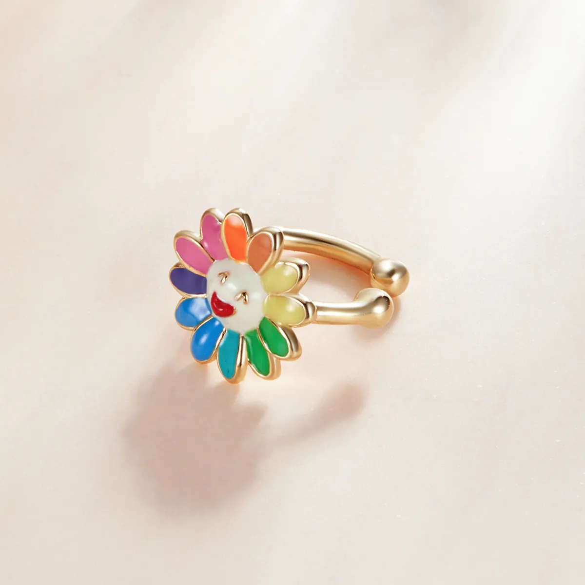 Pandora Style Pop Sun Flower Ear clip - SCE1235