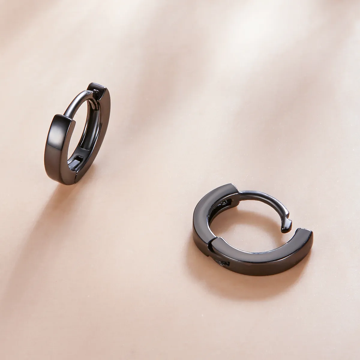 Pandora Style Black Gold Hoop Earrings - SCE1230