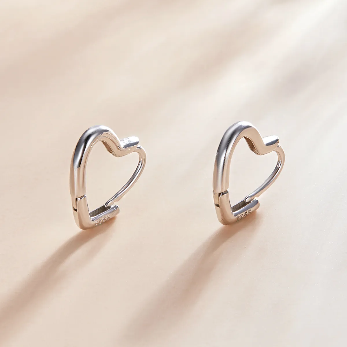 Pandora Style Metal Heart Hoop Earrings - SCE1174-A