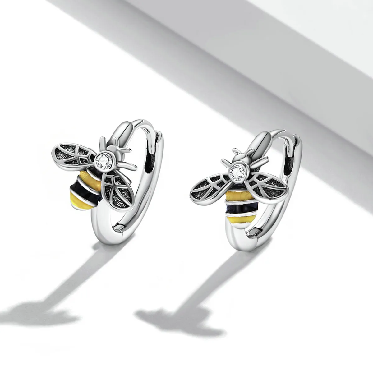 Pandora Style Mini Bee Hoop Earrings - SCE1337