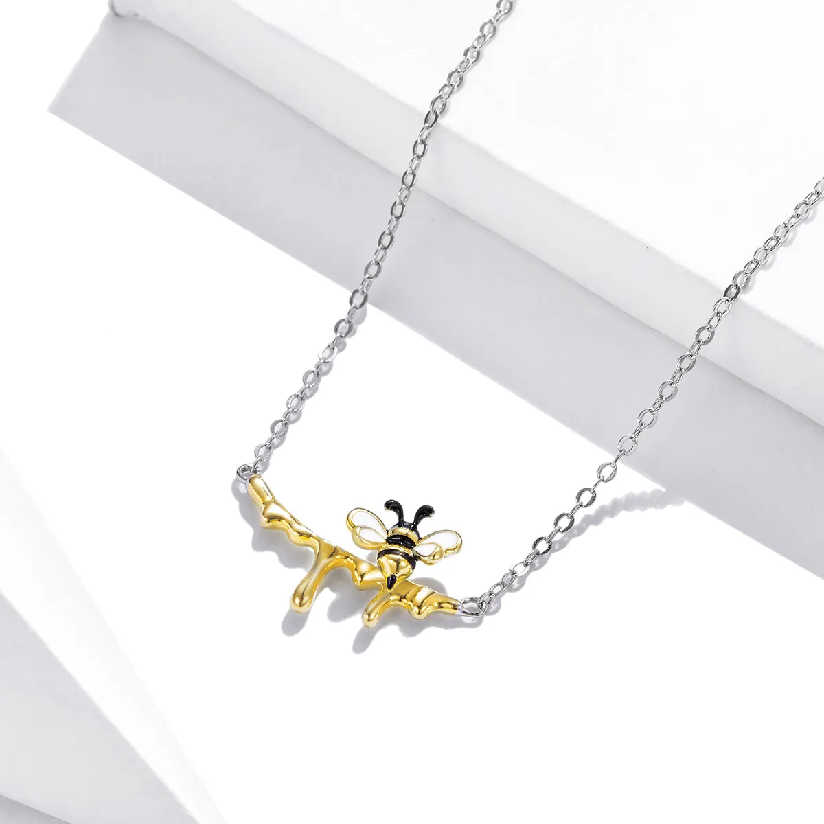 Pandora Style Honey and Bee Necklace - SCN460