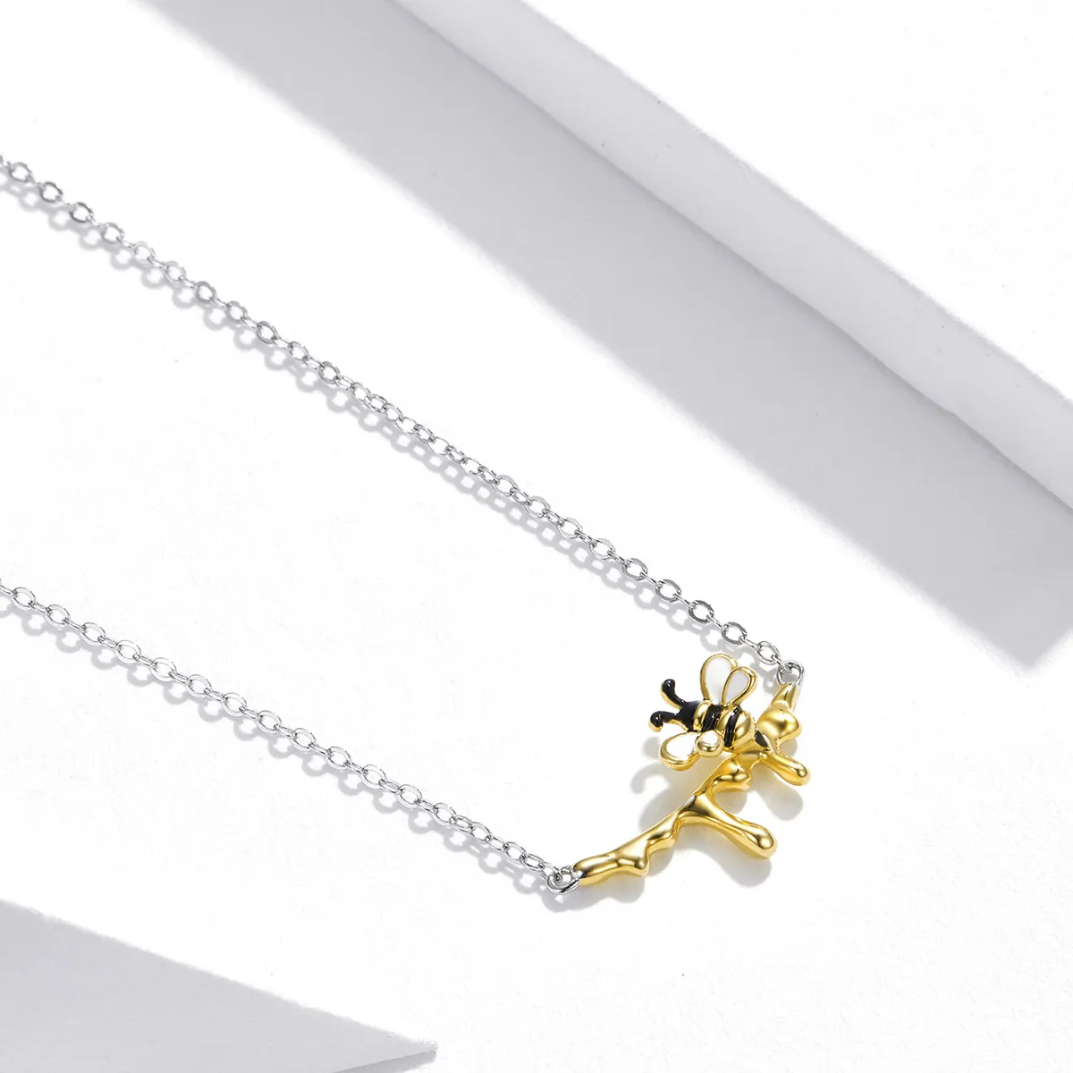 Pandora Style Honey and Bee Necklace - SCN460