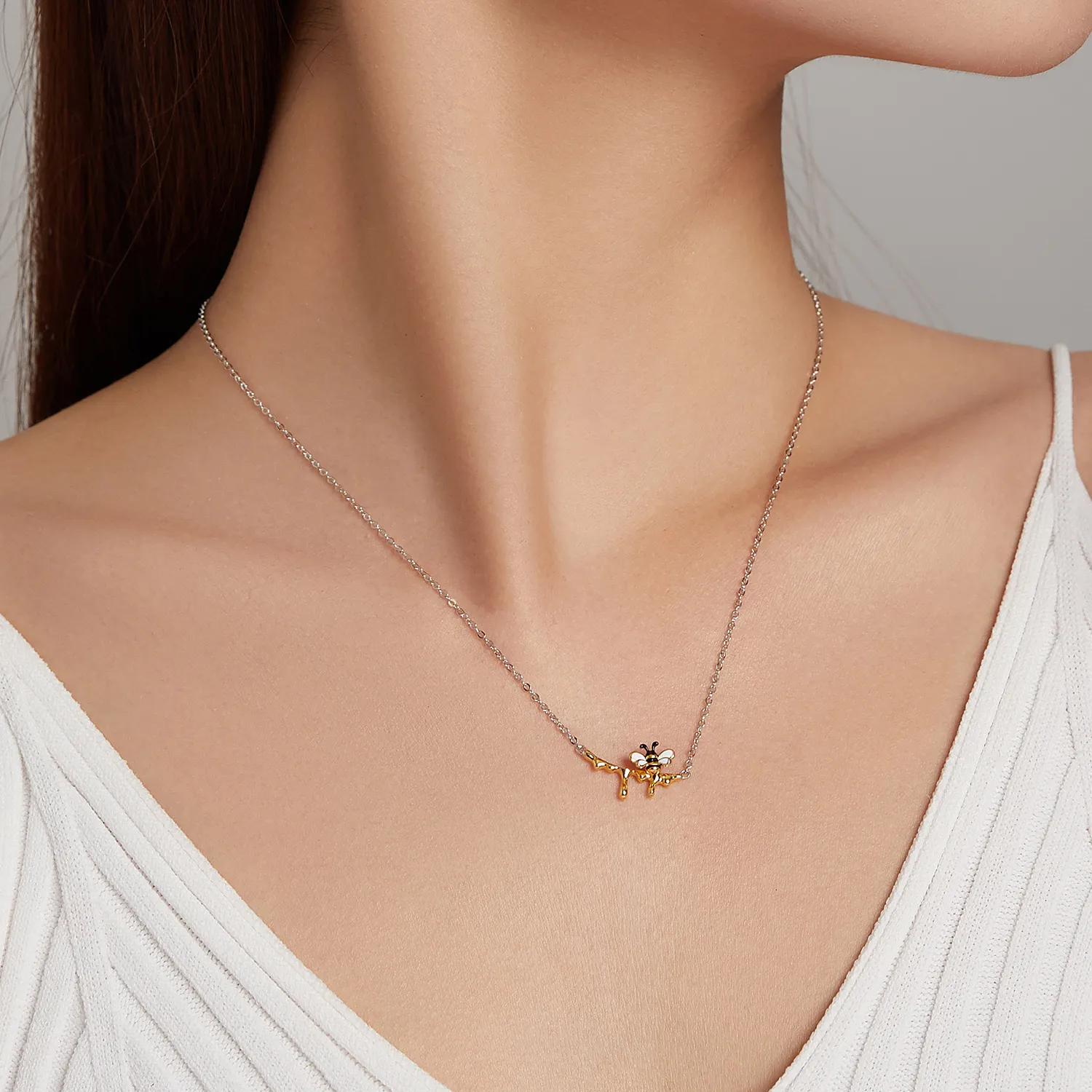 Pandora Style Honey and Bee Necklace - SCN460