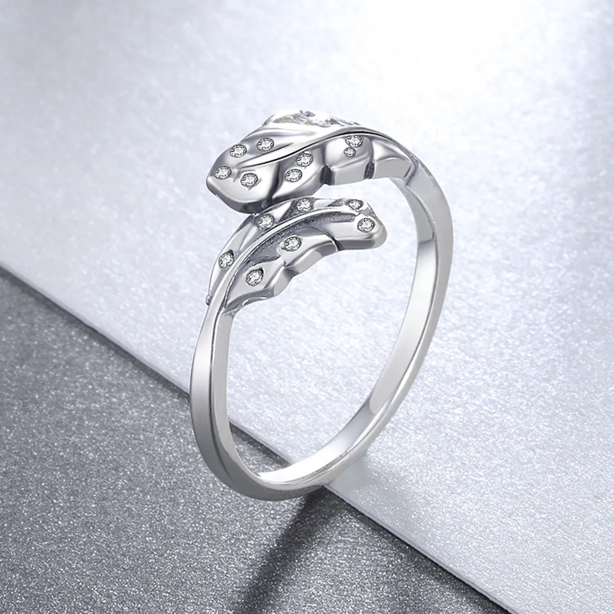 Pandora Style Elegant Foliage Open Ring - VSR155