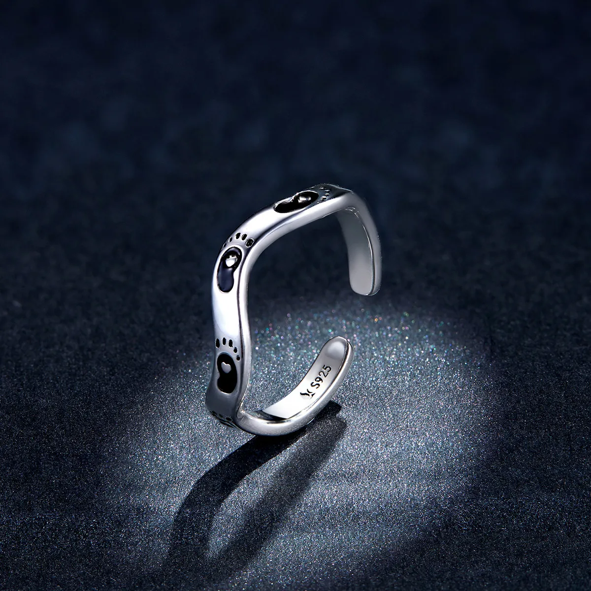 Pandora Style Footprint Open Ring - SCR712