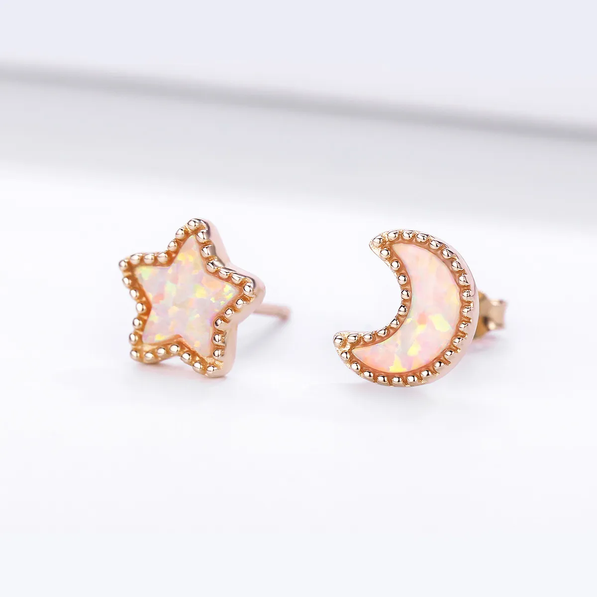 Pandora Style Asymmetric Moon Stud Earrings - SCE691