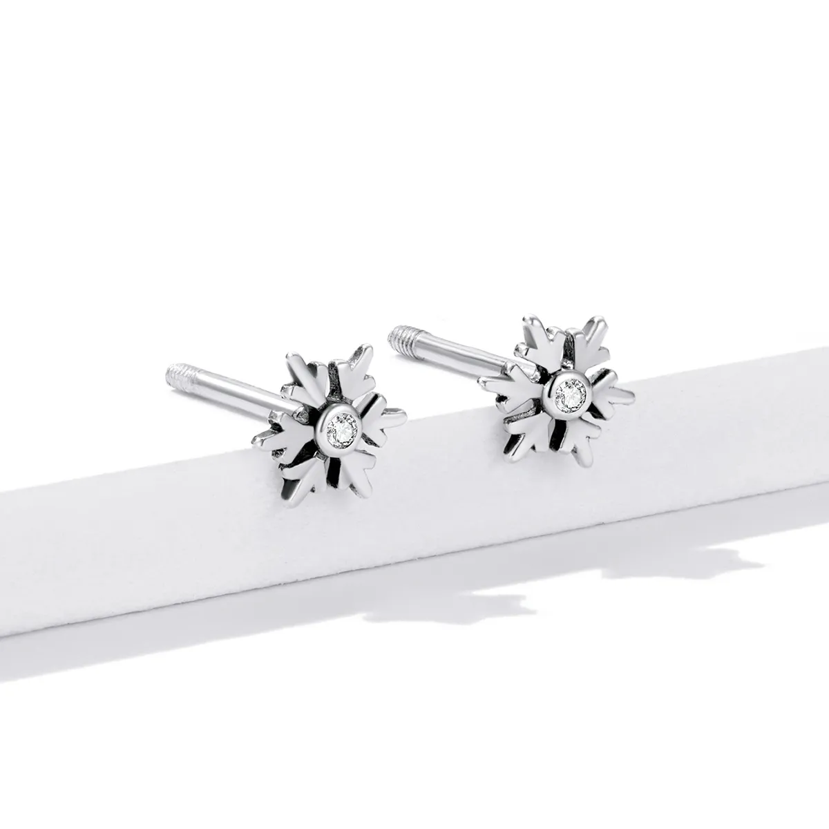 Pandora Style Beautiful Snowflakes Stud Earrings - BSE529