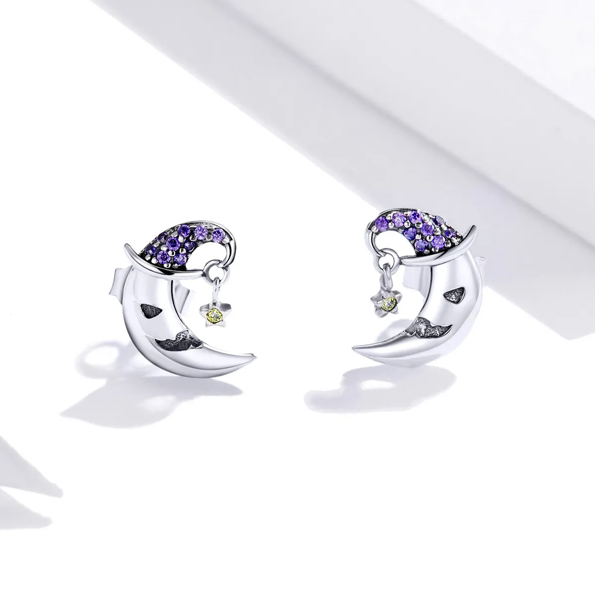 Pandora Style Cartoon Moon Stud Earrings - SCE954