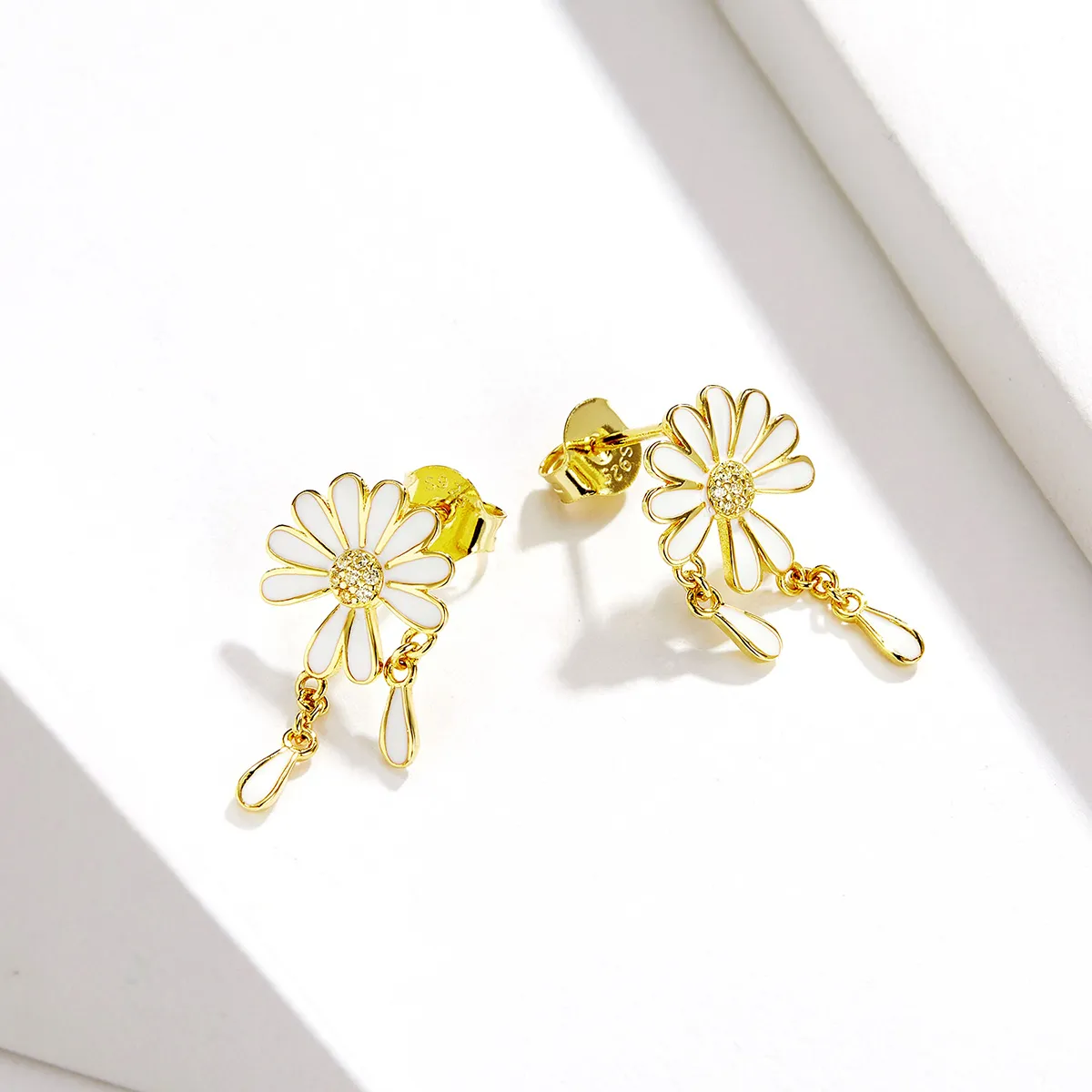 Pandora Style Daisy Stud Earrings - BSE159