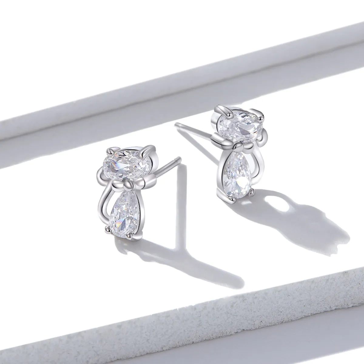 Pandora Style Four Corner Stone Kitten Stud Earrings - BSE206