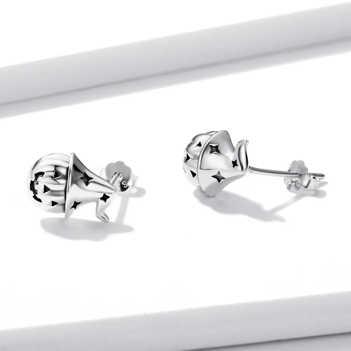 Pandora Style Halloween Pumpkin Stud Earrings - BSE537