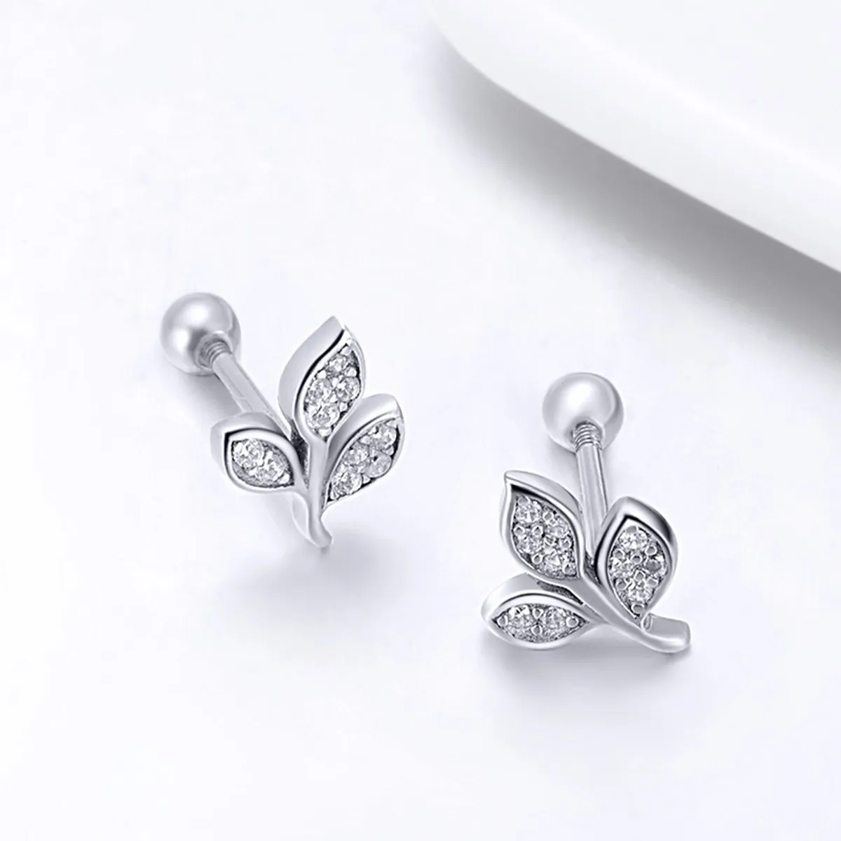 Pandora Style Listening to The Leaves Stud Earrings - SCE431