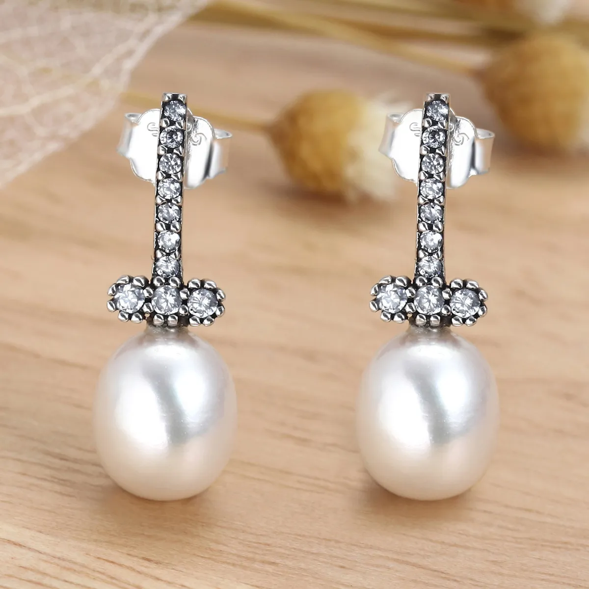 Pandora Style Quiet Light Stud Earrings - VSE100