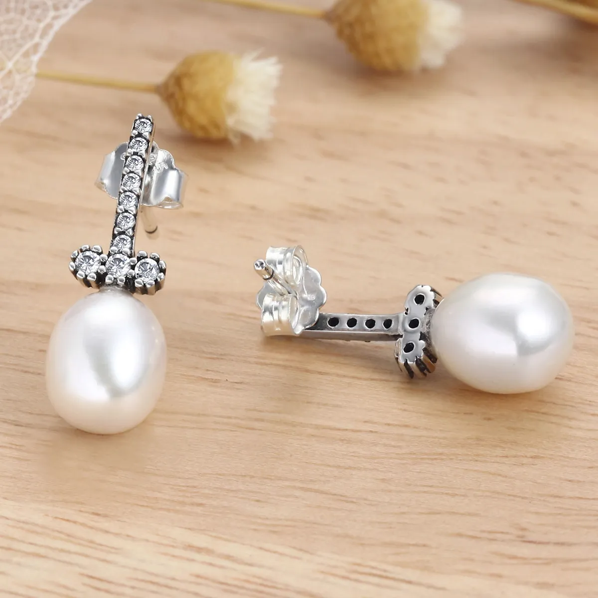 Pandora Style Quiet Light Stud Earrings - VSE100