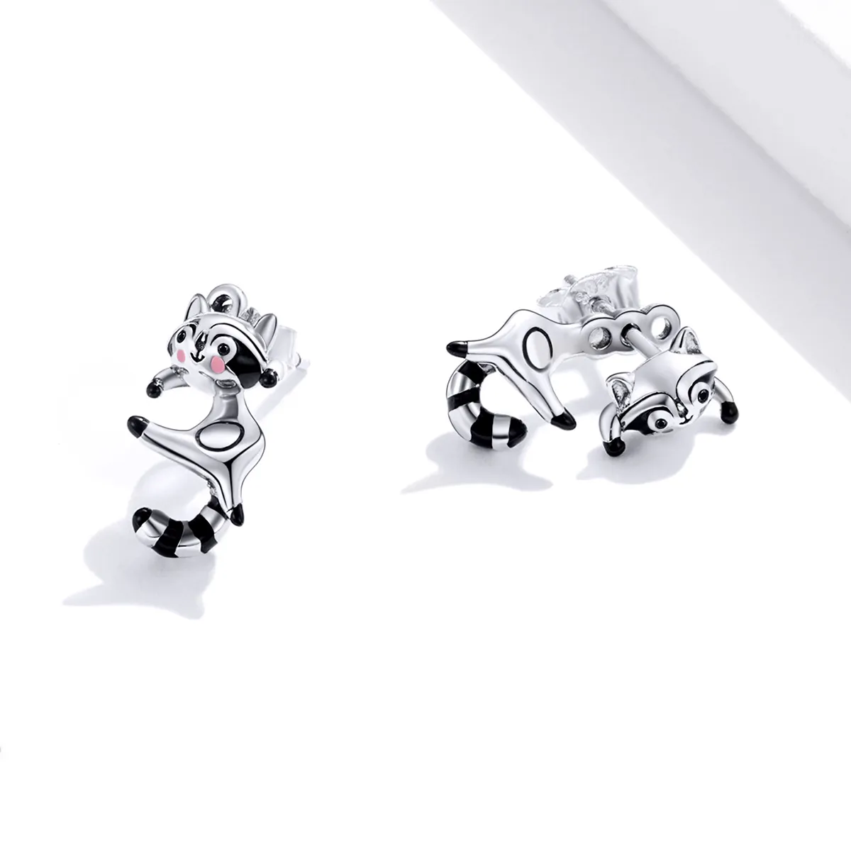 Pandora Style Raccoon Stud Earrings - SCE990