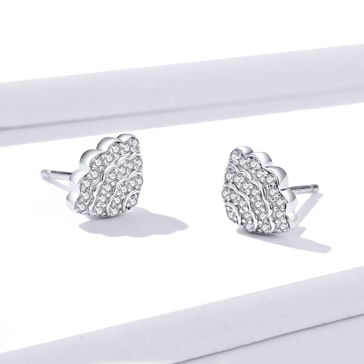 Pandora Style Romantic Shell Stud Earrings - BSE342