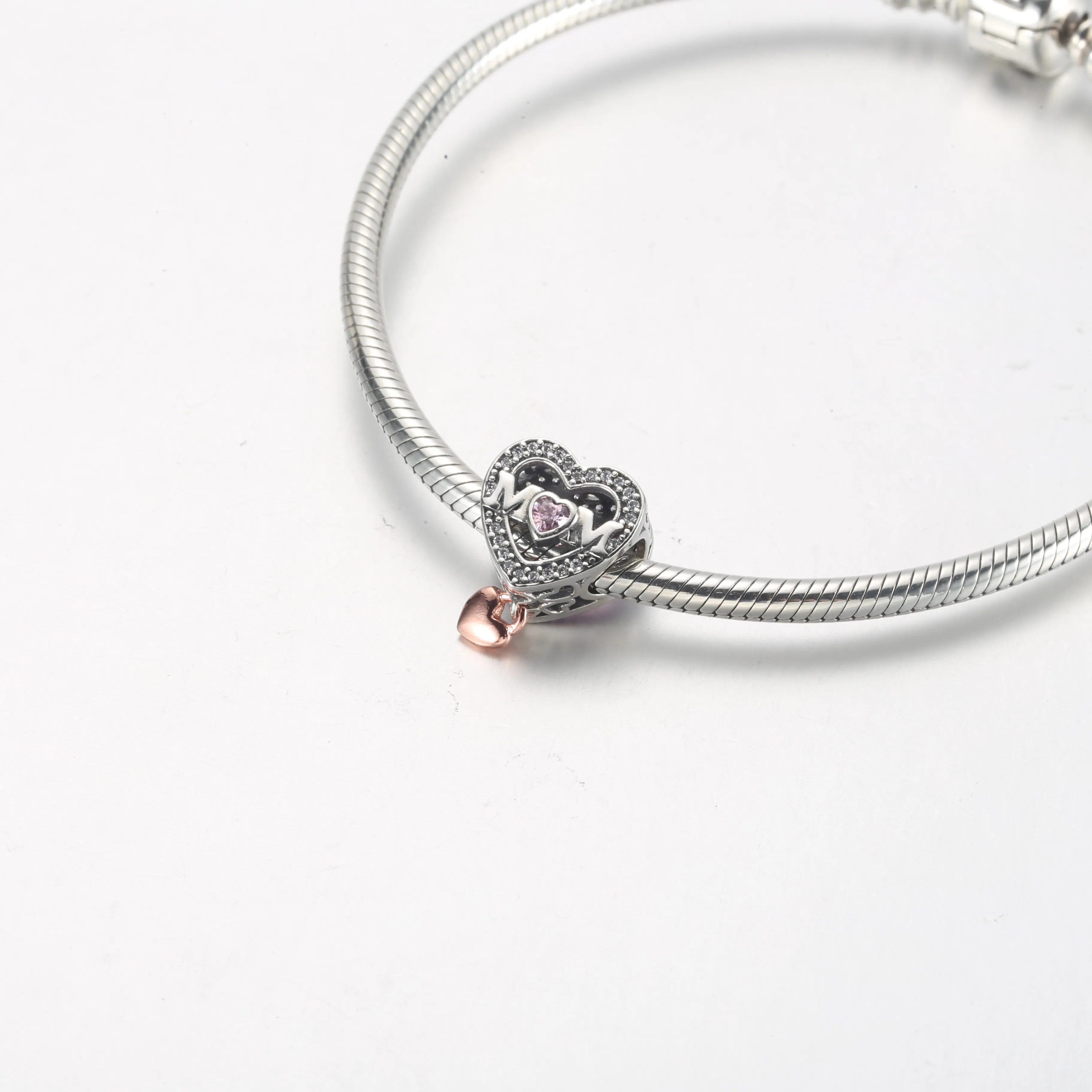 Pandora Mom and Heart Charm - 782653C01