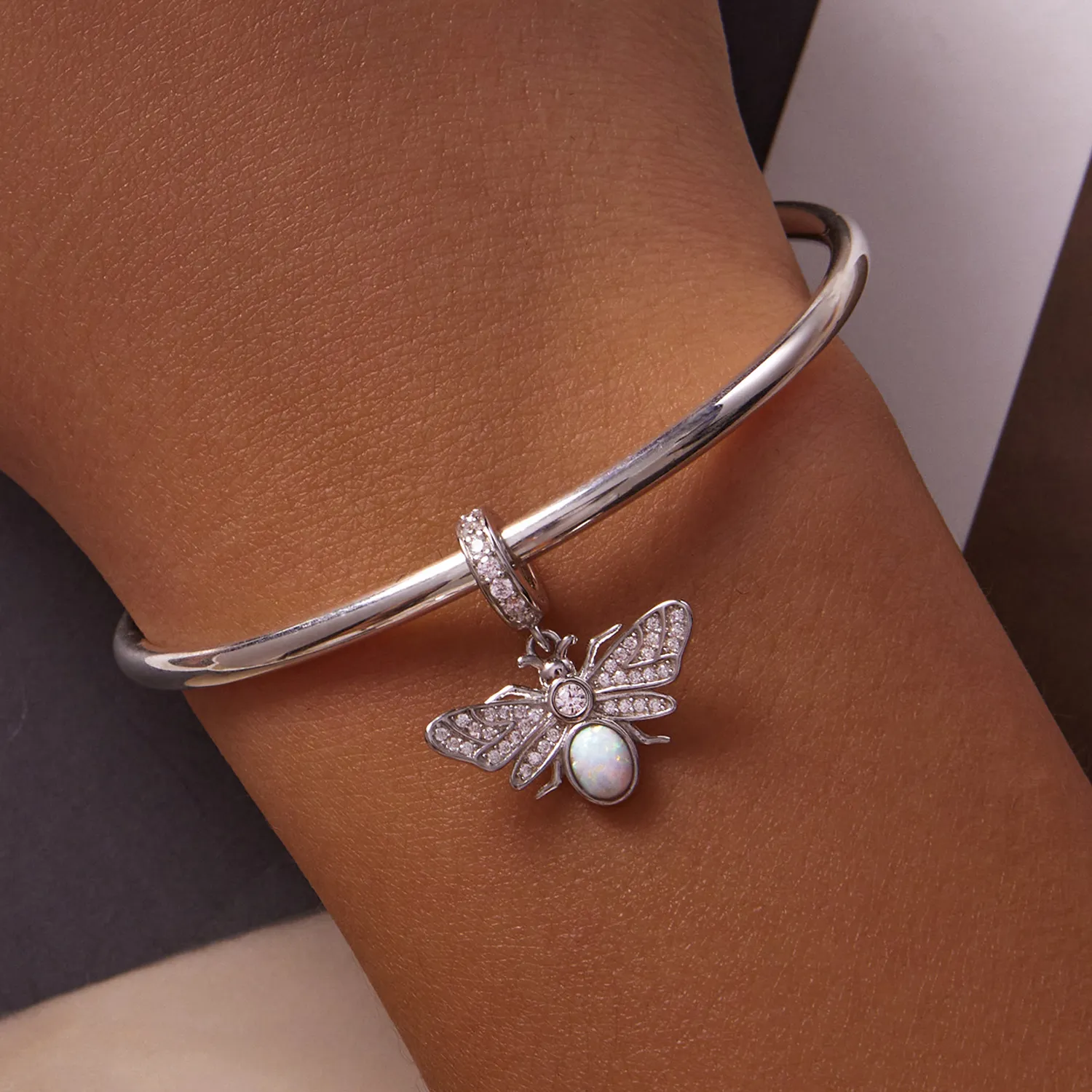 Pandora Style firefly Charm - BSC582