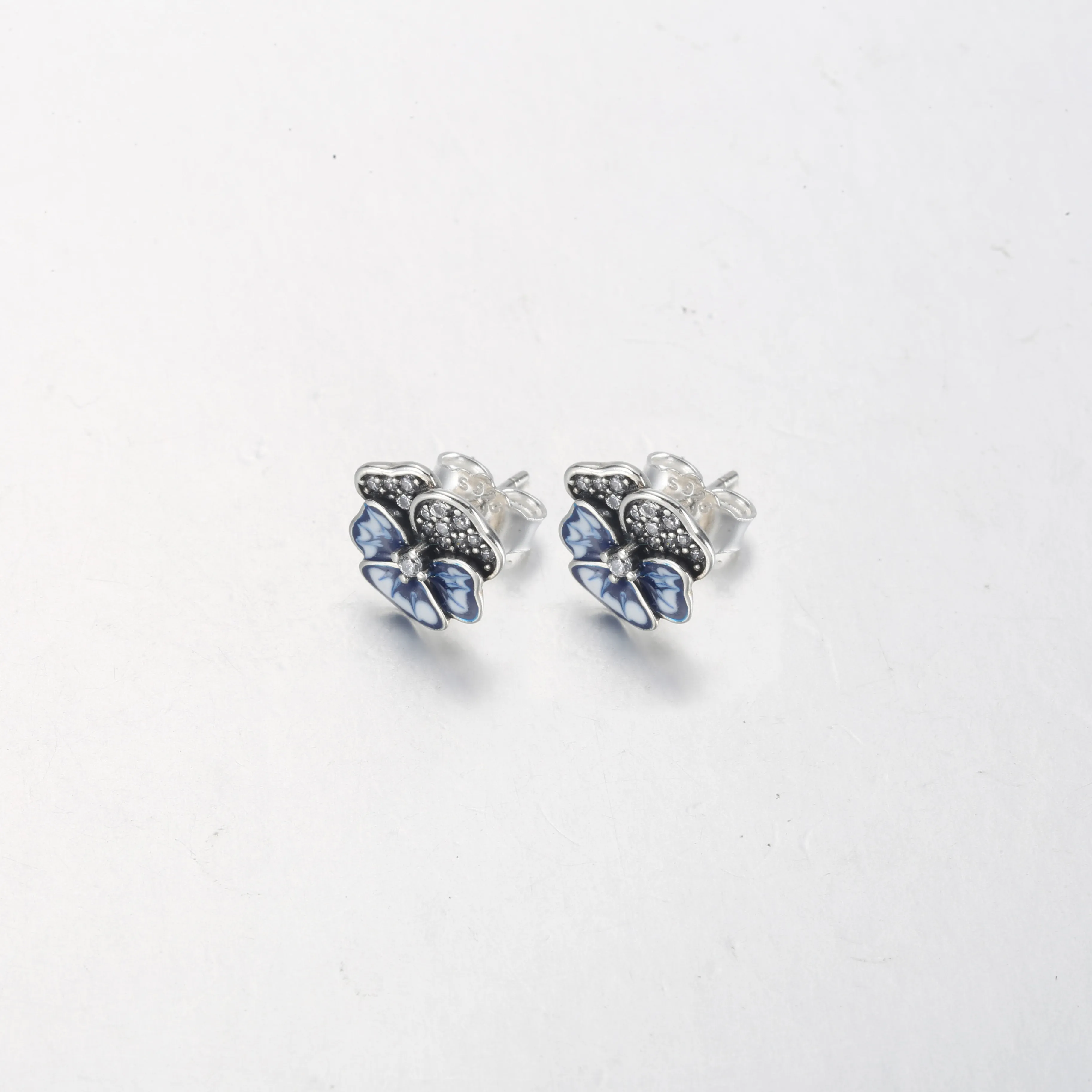 Pandora Blue Pansy Flower Stud Earrings - 290781C01