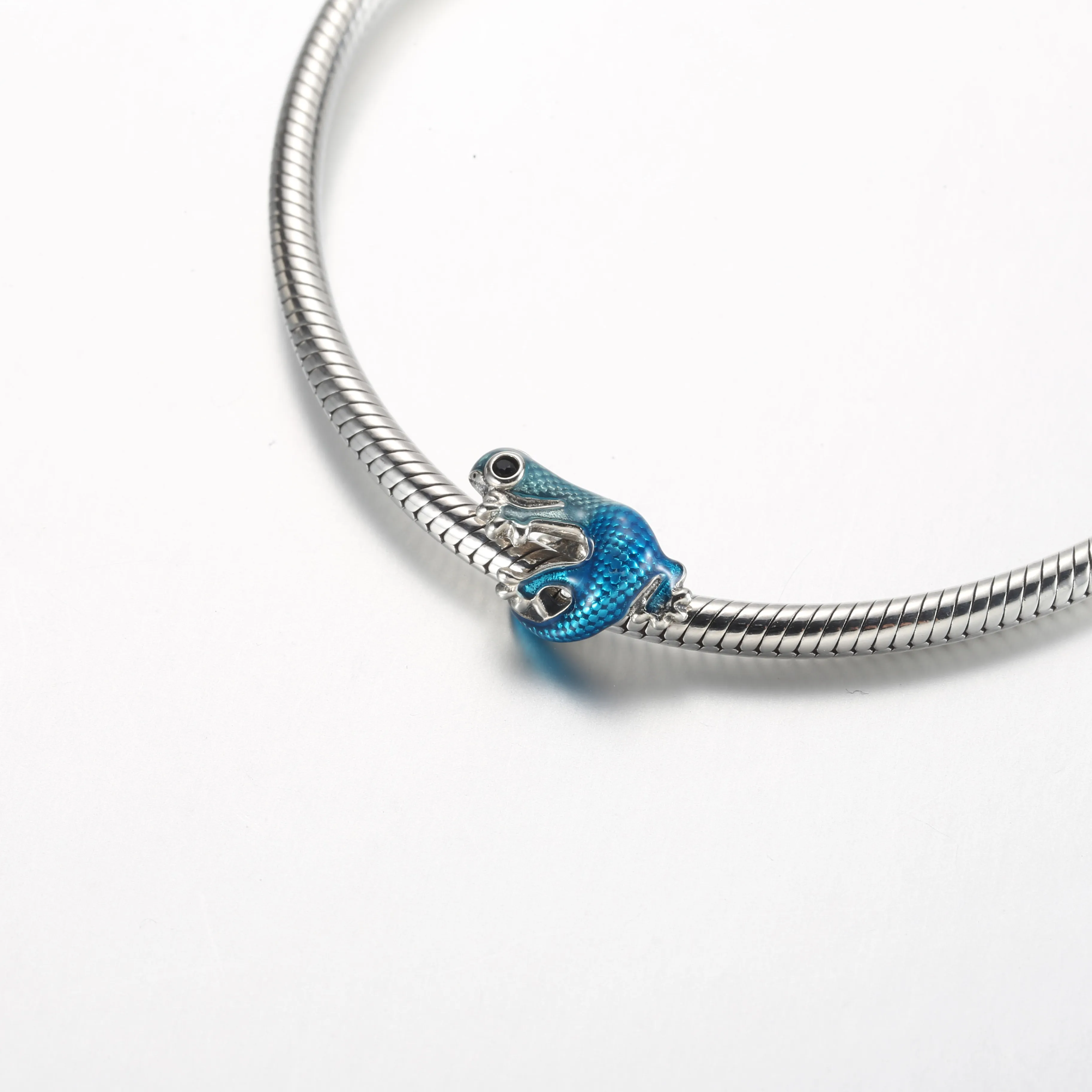 Pandora Metallic Blue Gecko Charm - 792701C01