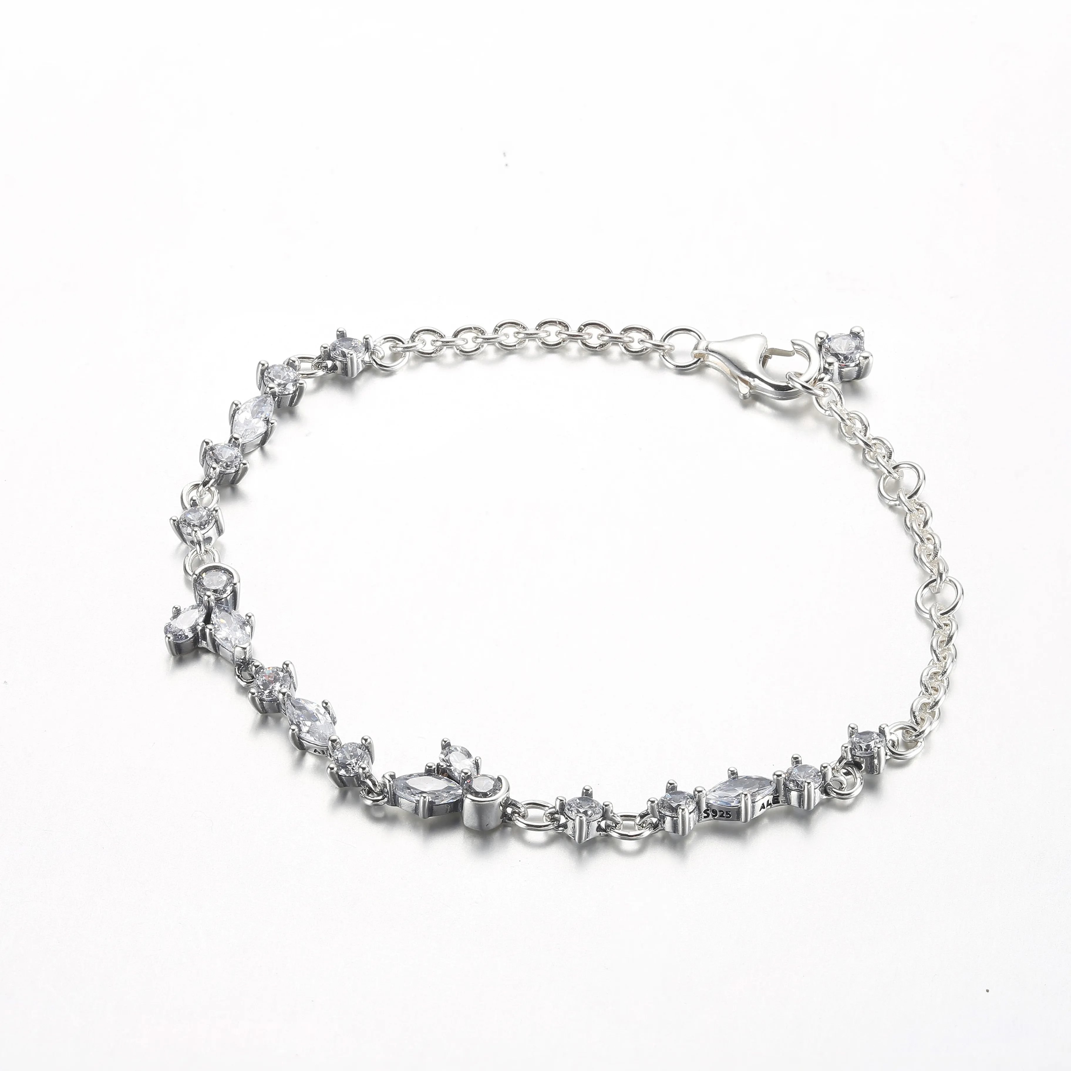 Pandora Sparkling Herbarium Cluster Chain Bracelet - 592631C01