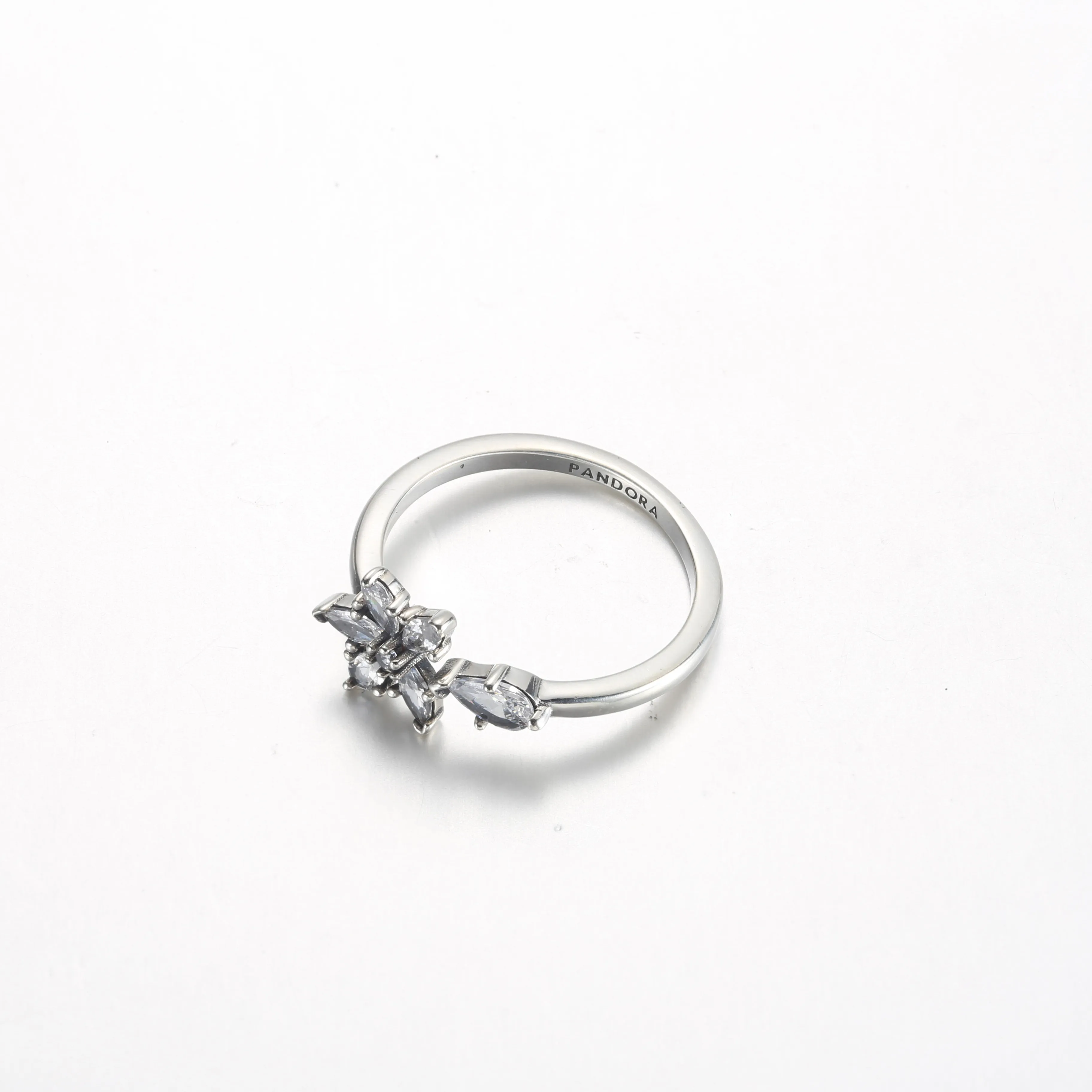 Pandora Sparkling Herbarium Cluster Open Ring - 192611C01