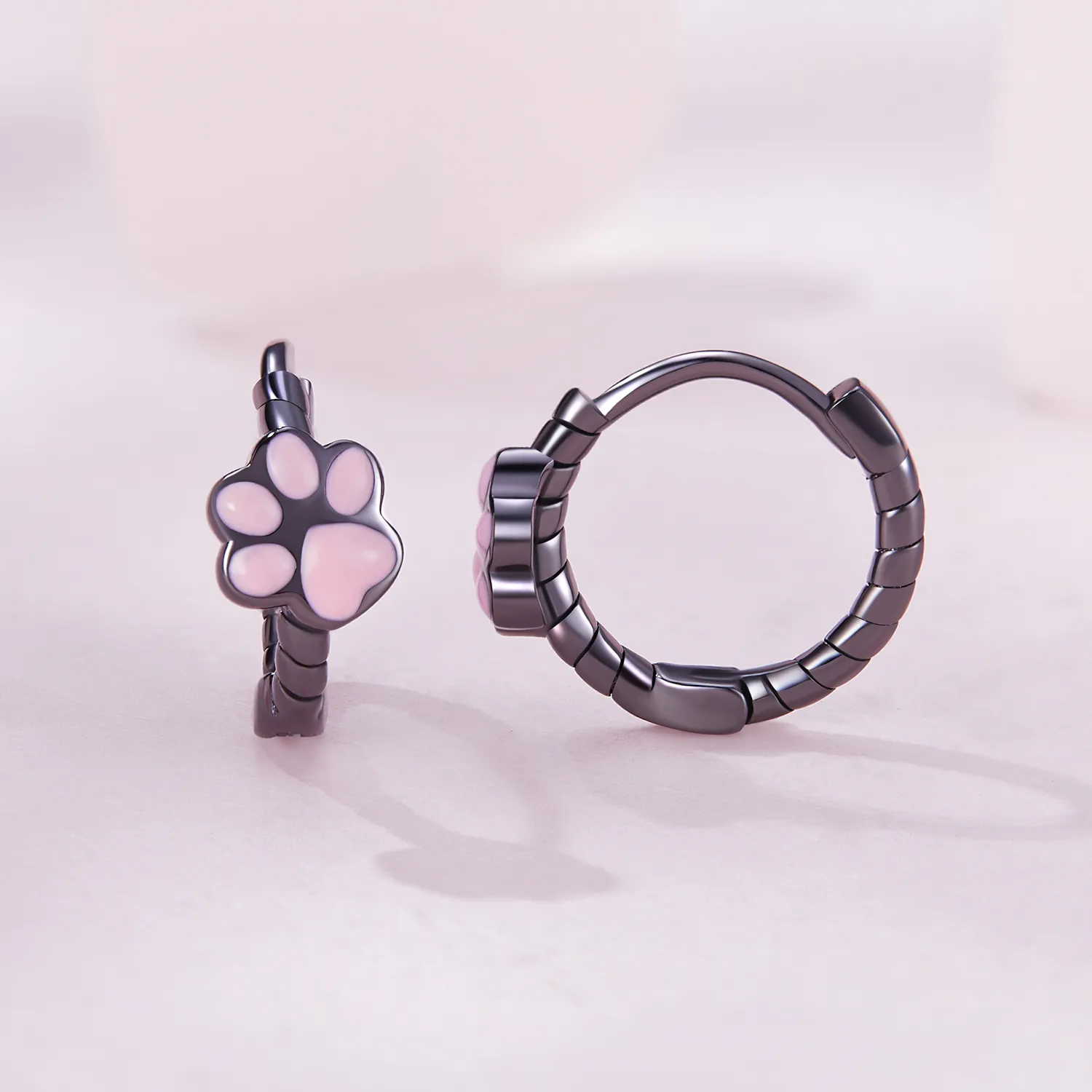 Pandora Style Black Cat Claw Hoop Earrings - SCE1576