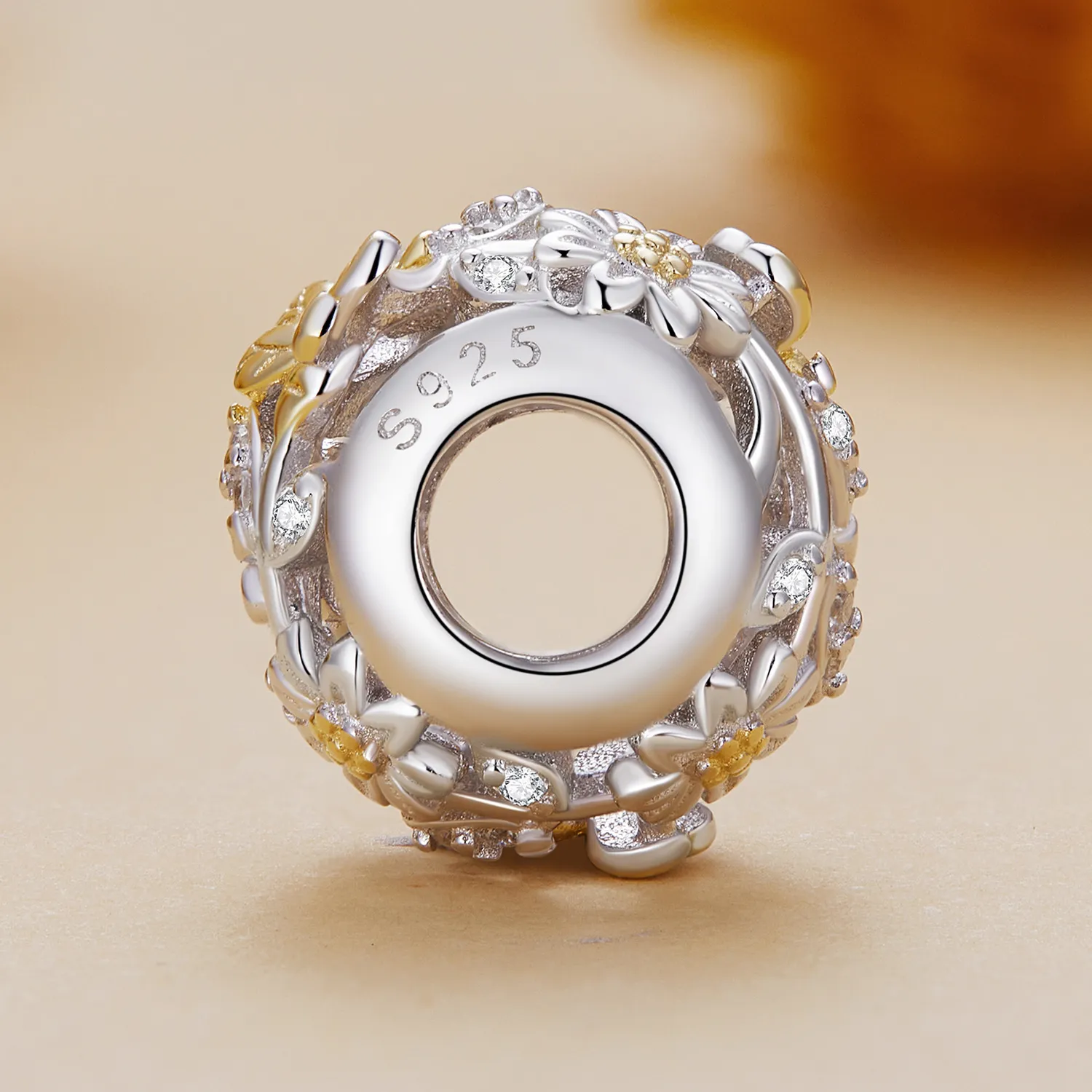 Pandora Style Daisy Bee Charm - BSC818