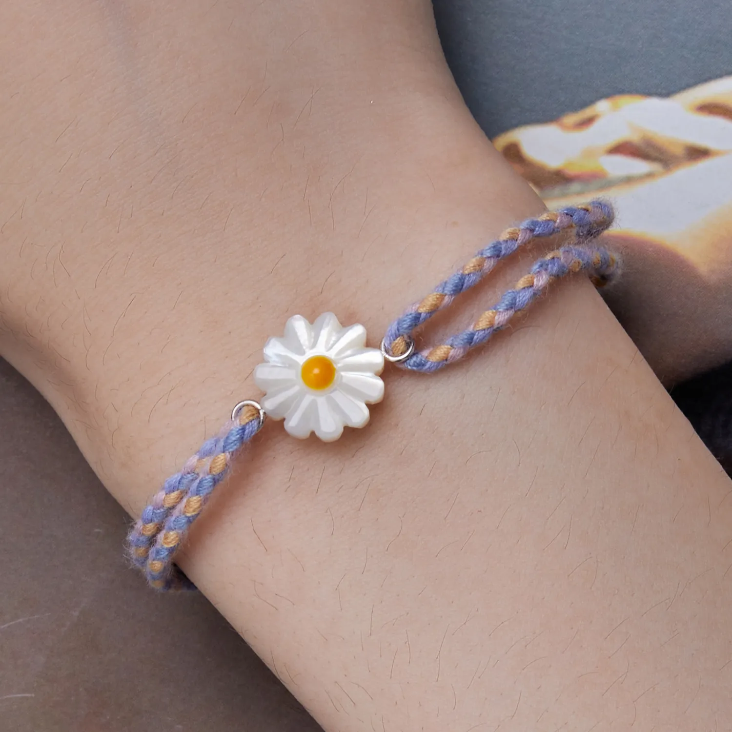 Pandora Style Daisy Cord Bracelet - SCB250