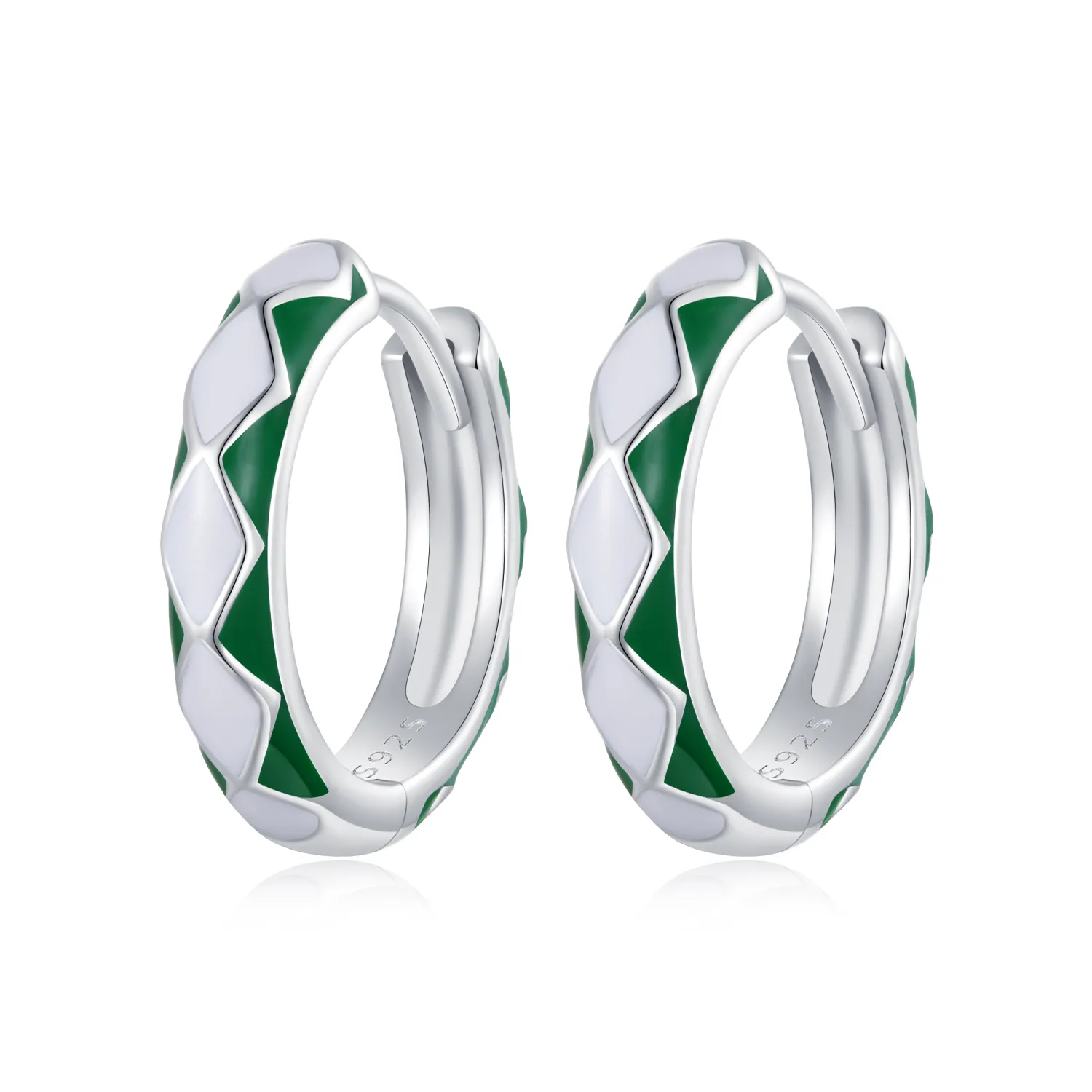 pandora style green and white diamond pattern hoop earrings sce1611gn