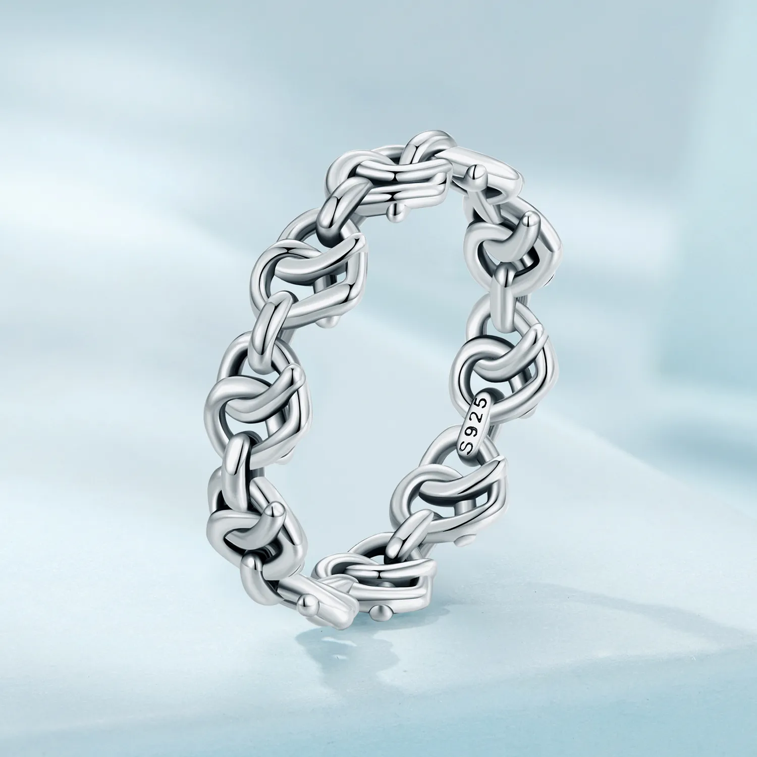 Pandora Style Heart Shaped Chain Ring - SCR963