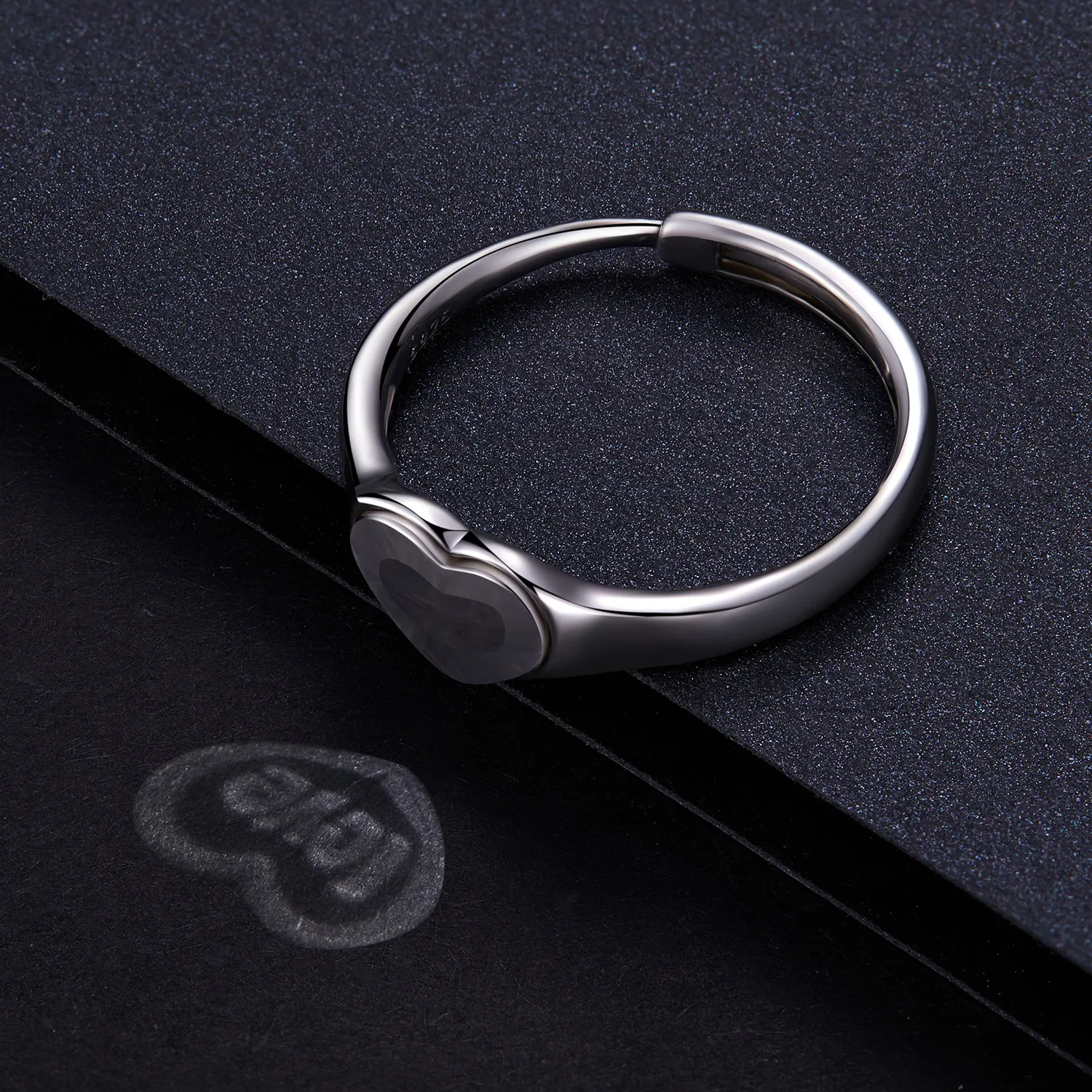 Pandora Style Heart-Shaped Reflective Ring - BSR434