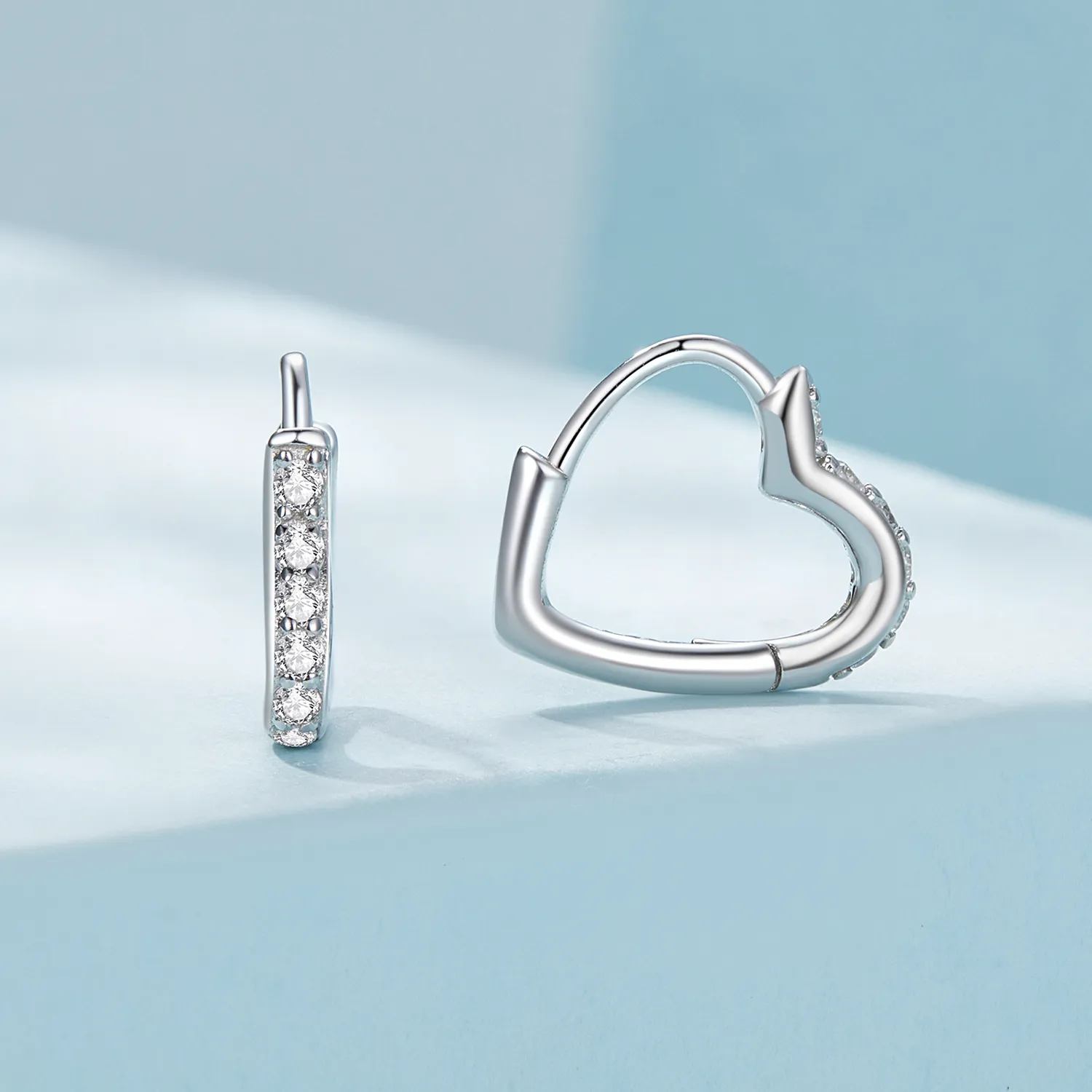 Pandora Style Heart-Shaped Hoop Earrings - SCE1626