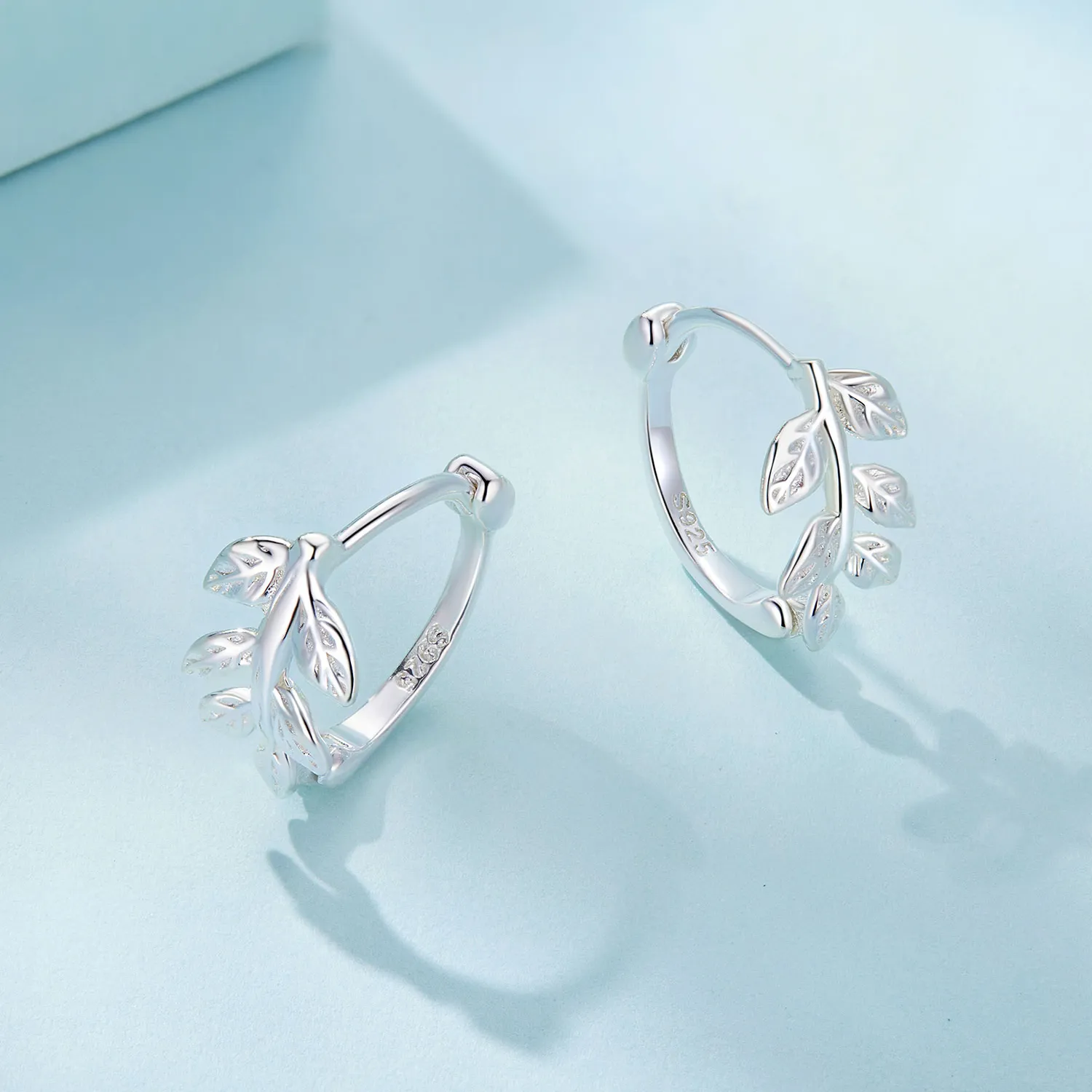 Pandora Style Leaf Hoop Earrings - SCE1660