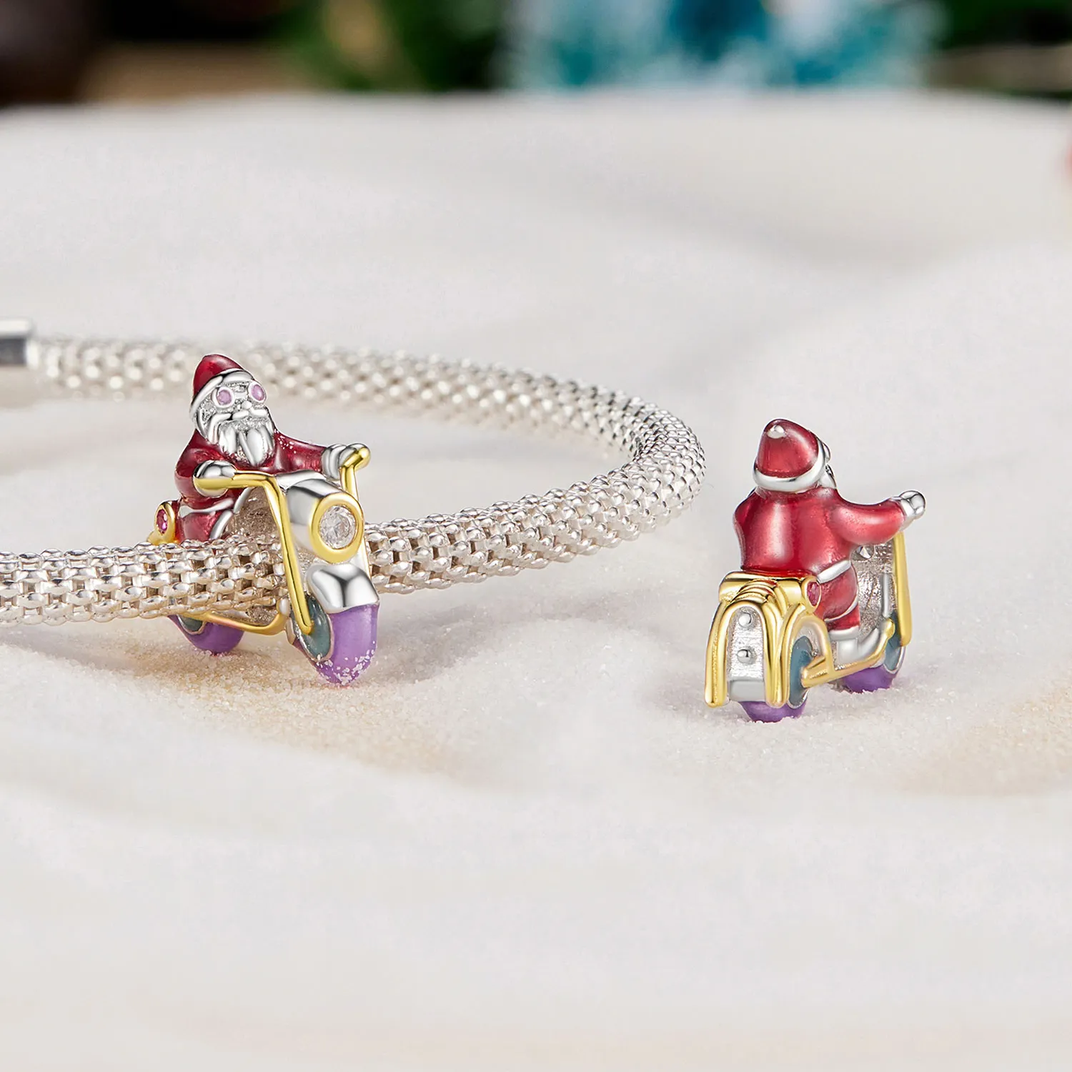 Pandora Style Luminous Santa Claus Is Here Charm - SCC2645